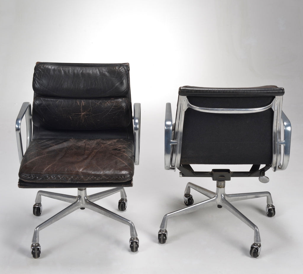 Herman Miller Eames Soft Pad Management Desk Chair