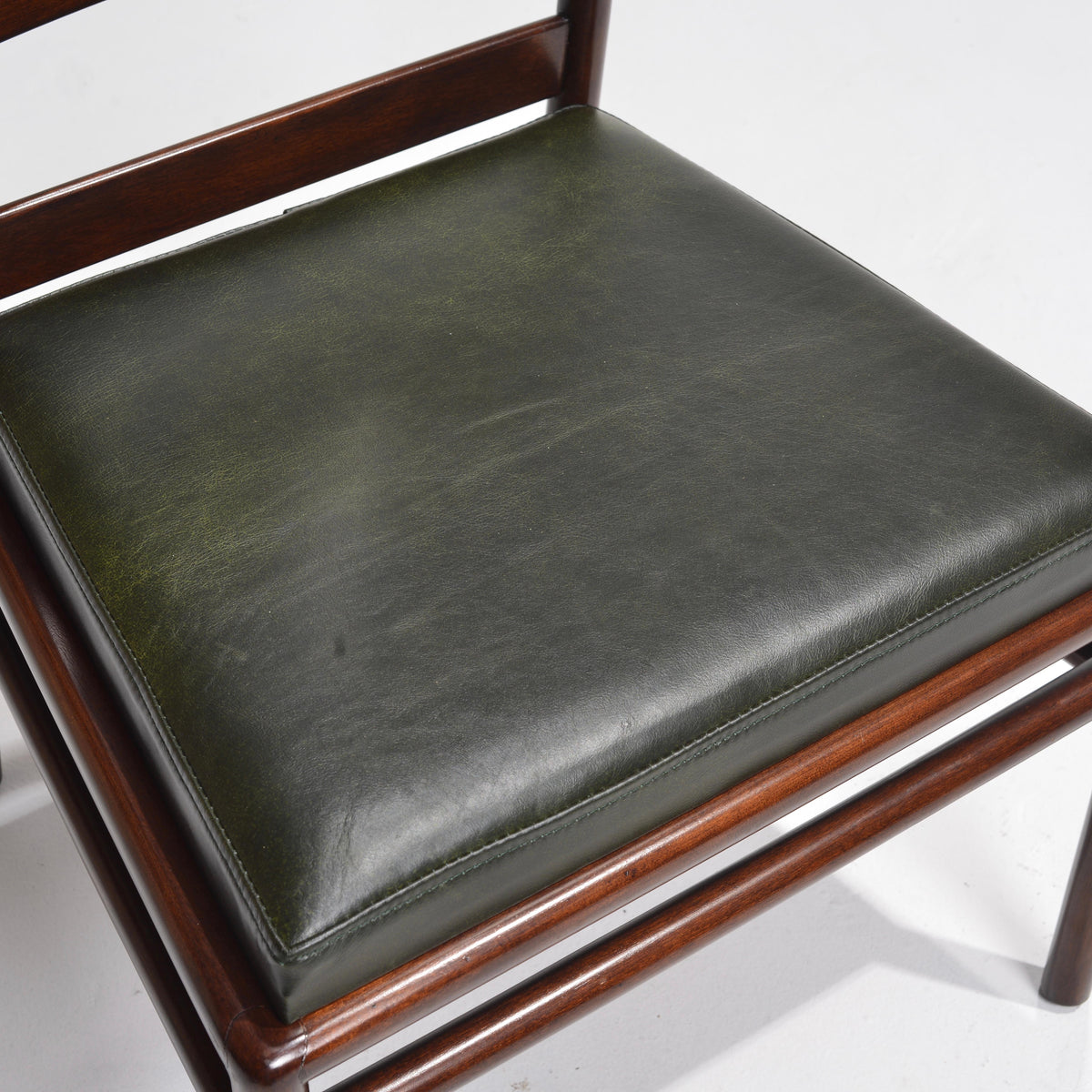 T.H. Robsjohn-Gibbings walnut ladder back side chair detail 8