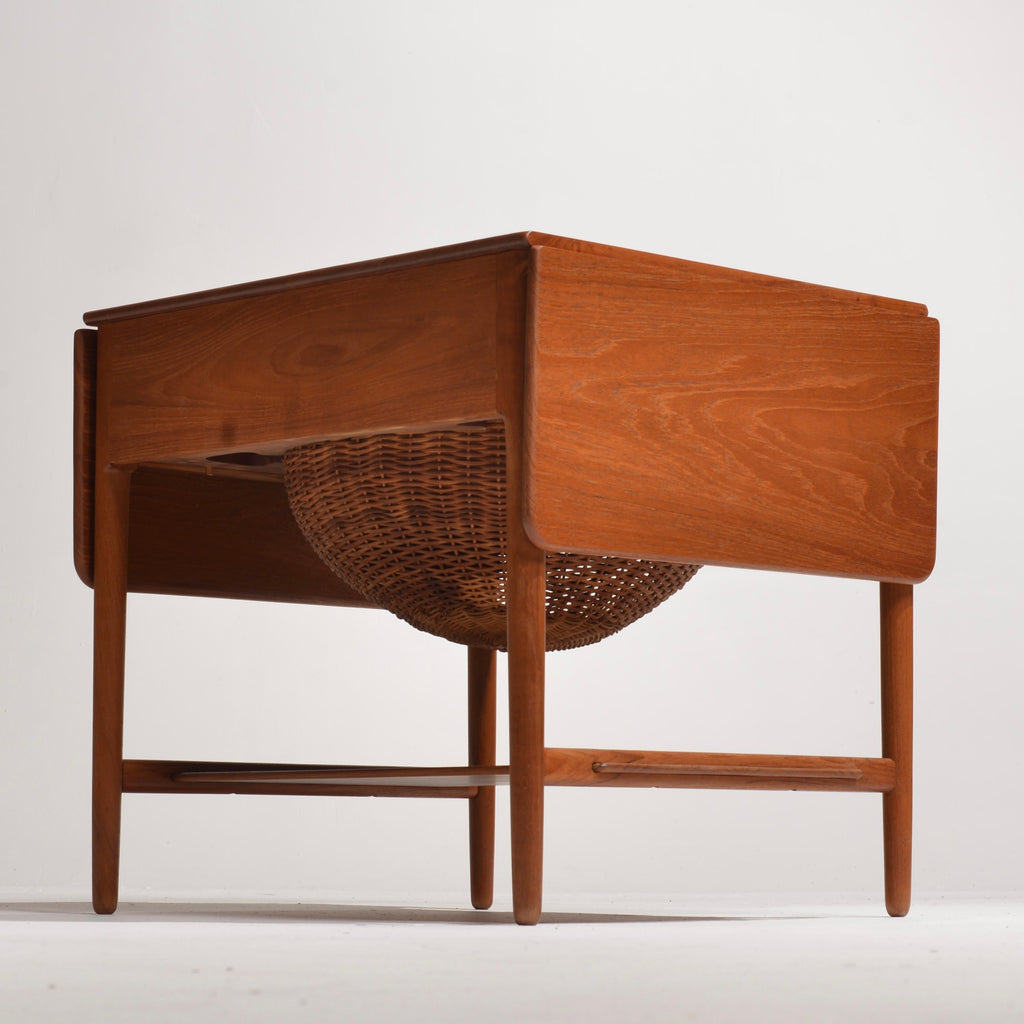 Hans Wegner AT-33 sewing table for Andreas Tuck detail 9