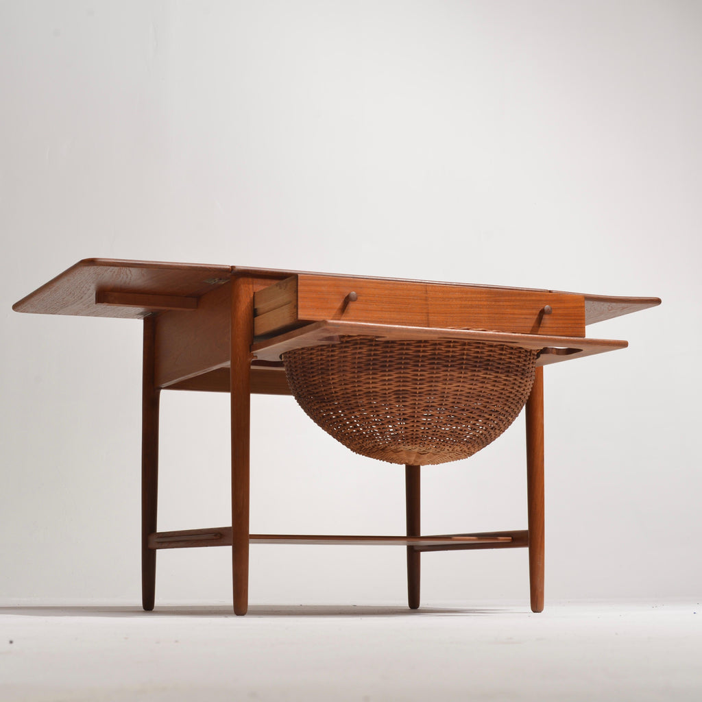 Hans Wegner AT-33 sewing table for Andreas Tuck detail 4