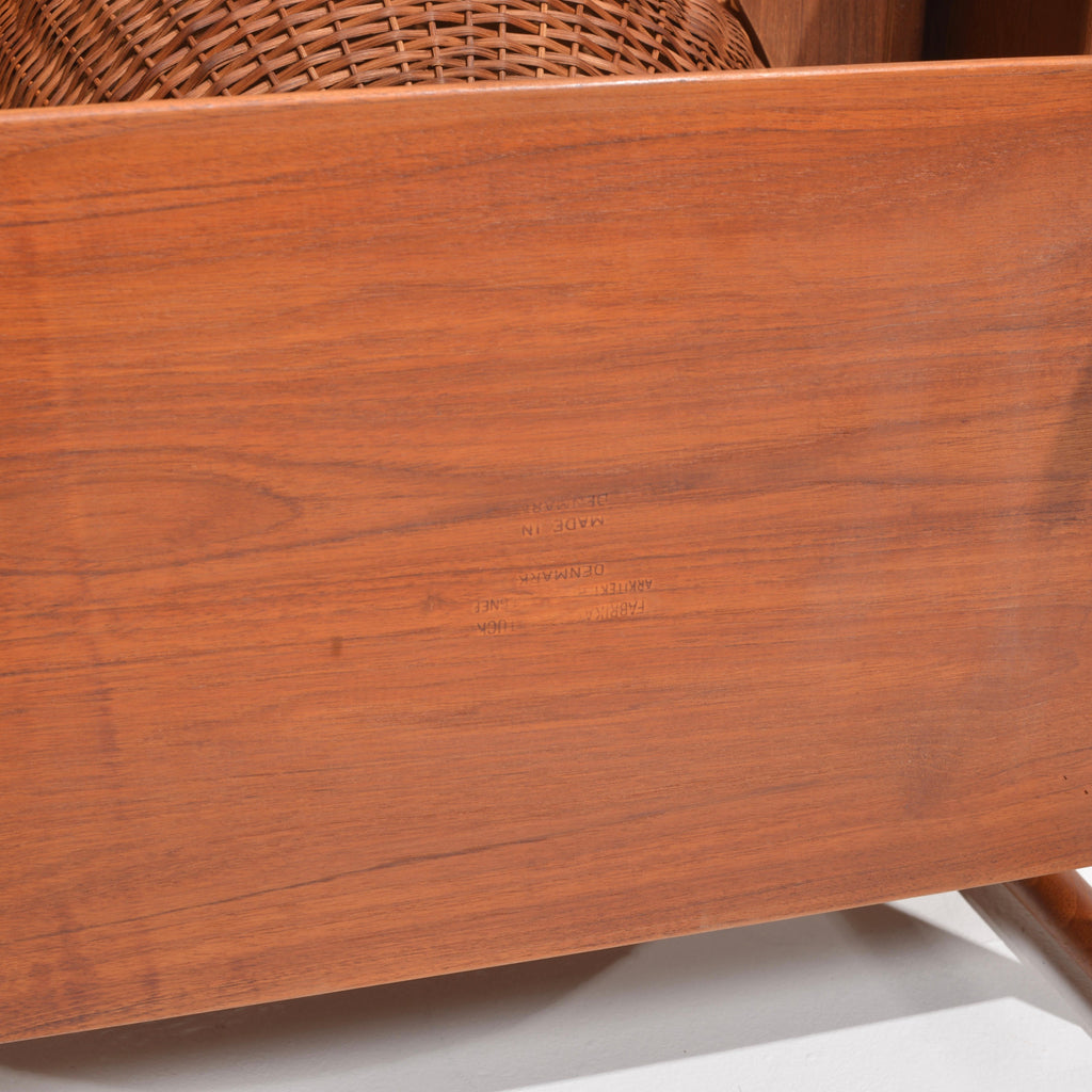 Hans Wegner AT-33 sewing table for Andreas Tuck detail 18
