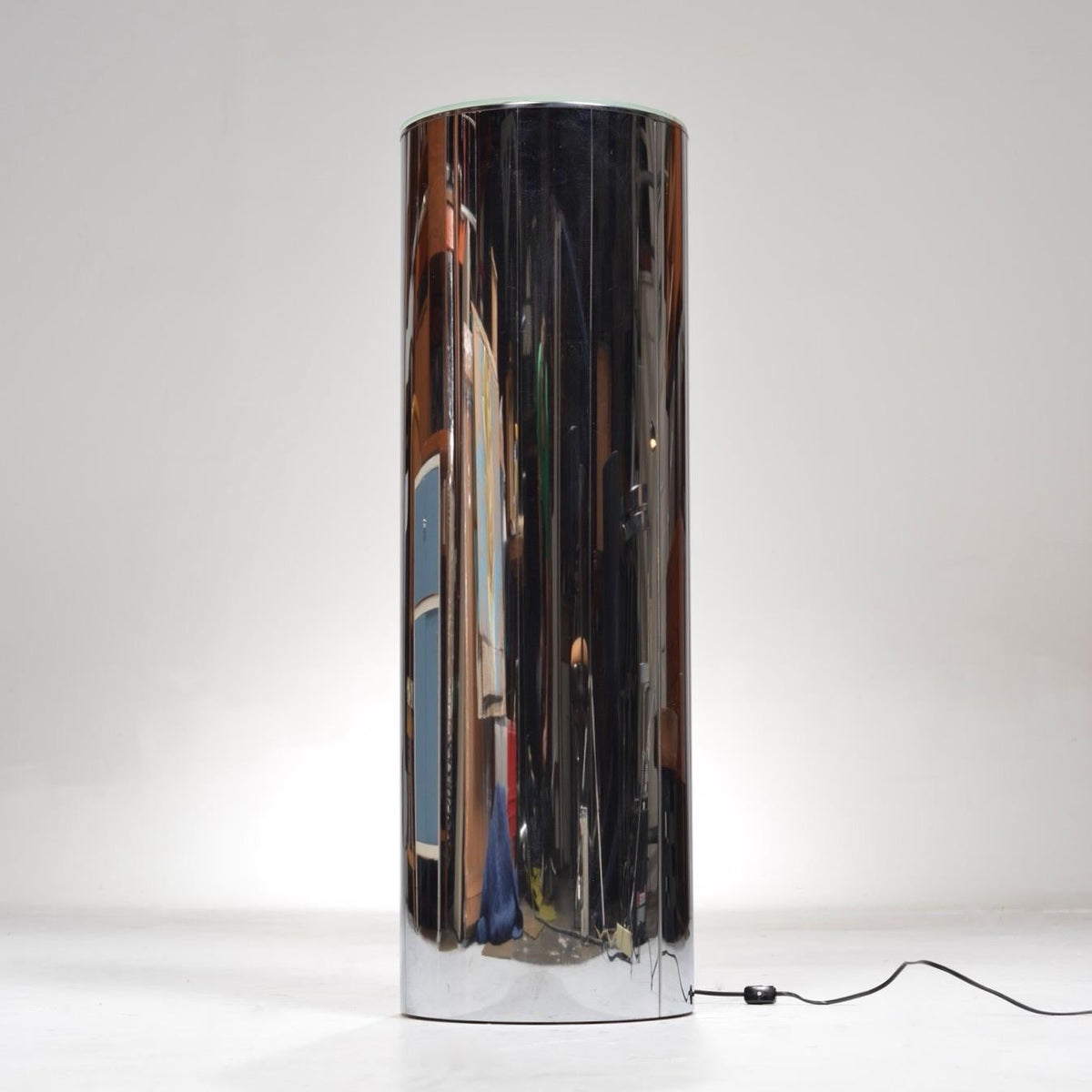 Mid-Century circular chrome table floor lamp detail 2