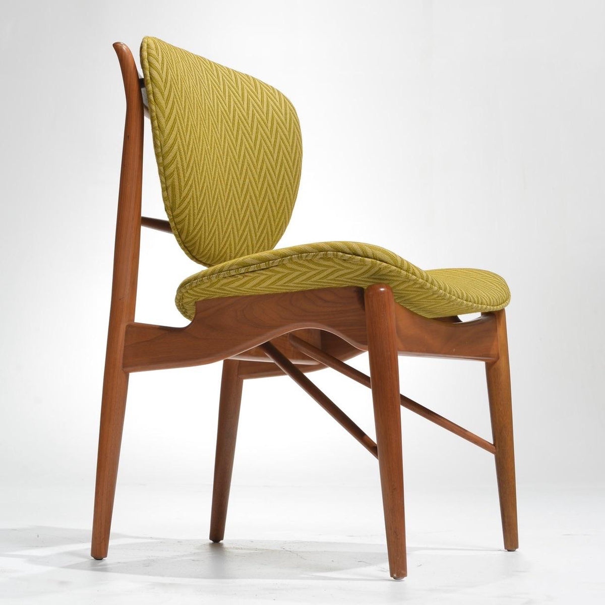 Finn Juhl Model 51 Baker walnut dining chair detail 14