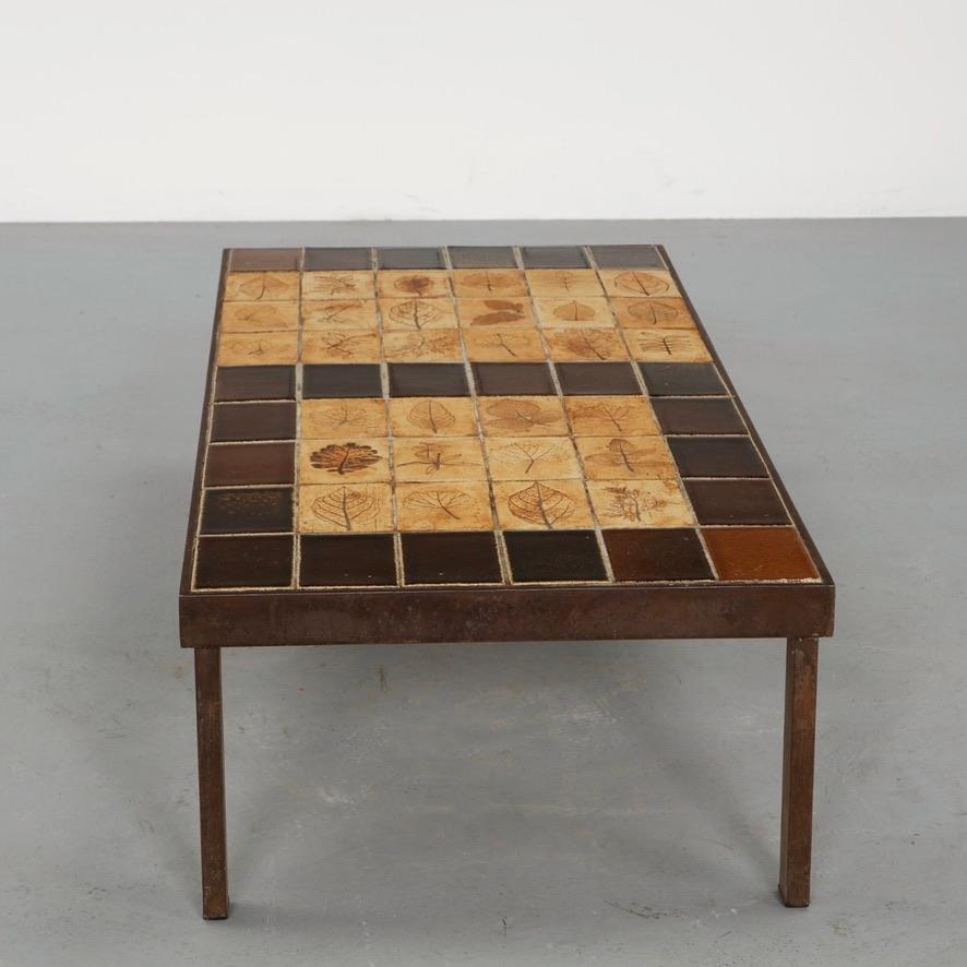 Signed Roger Capron Garrigue coffee table with peripheral botanical tile border, circa 1960 - view 7