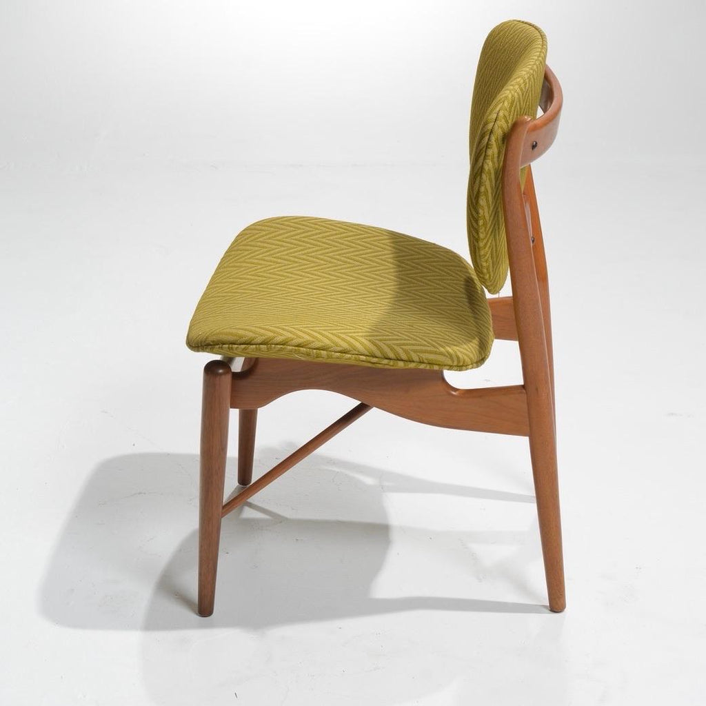 Finn Juhl Model 51 Baker walnut dining chair detail 12