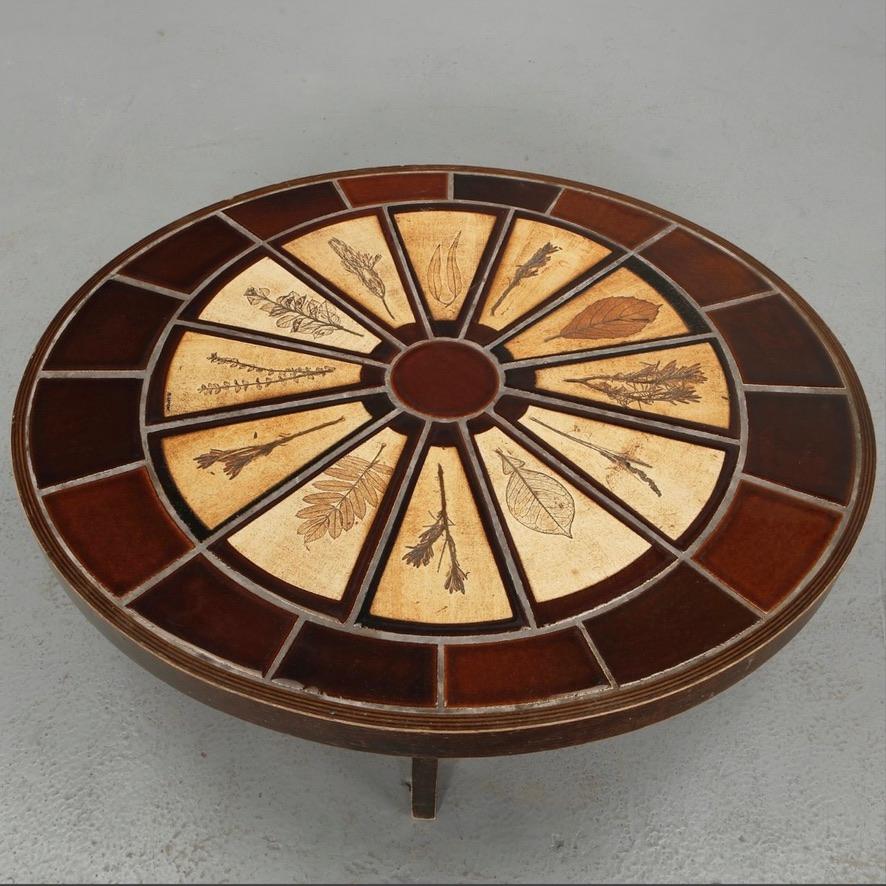 Roger Capron oval Garrigue segmental botanical tile coffee table, circa 1960 - view 5