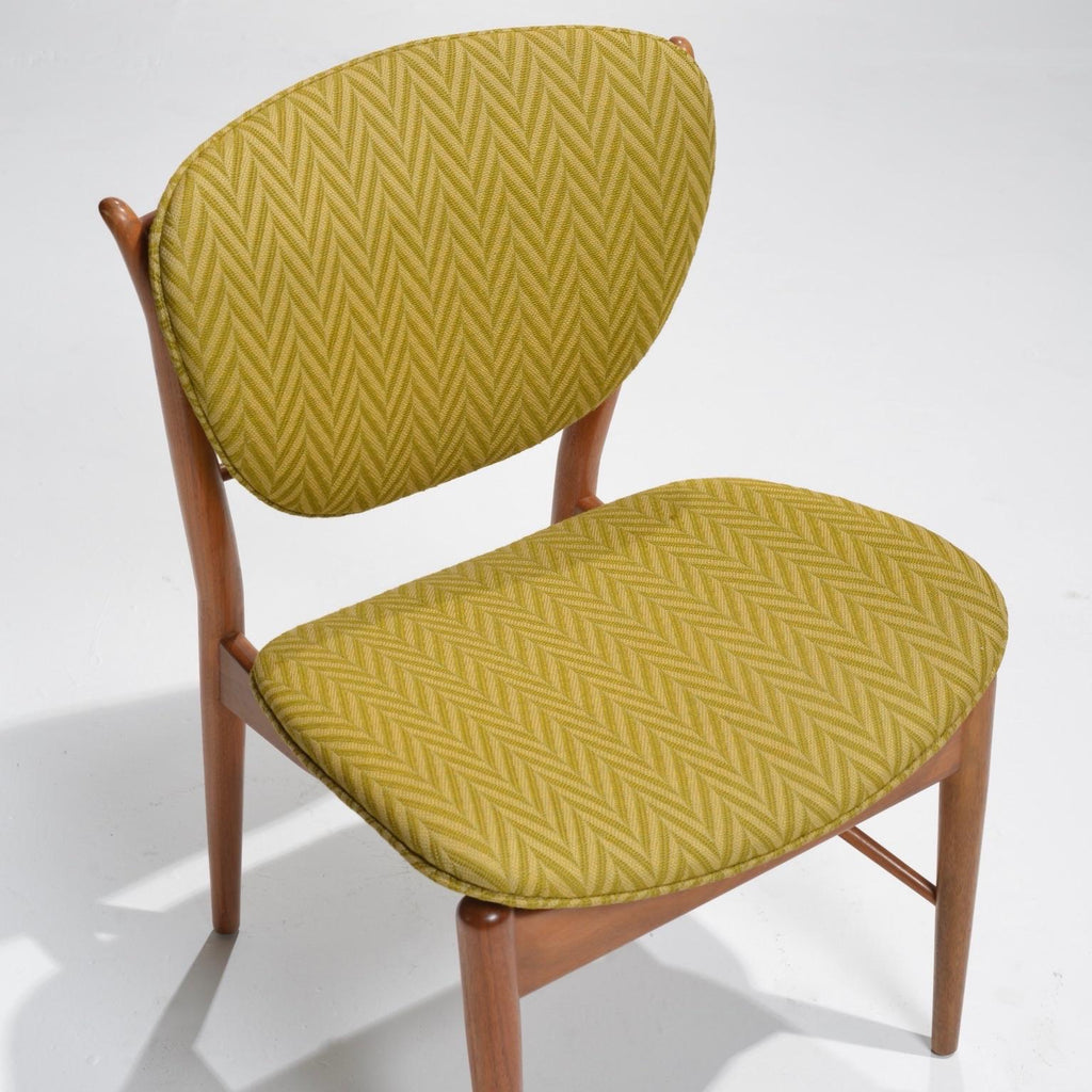 Finn Juhl Model 51 Baker walnut dining chair detail 6