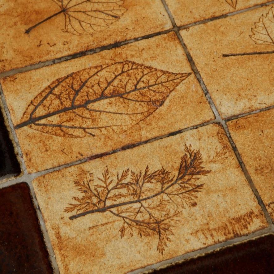 Signed Roger Capron Garrigue coffee table with peripheral botanical tile border, circa 1960 - view 11