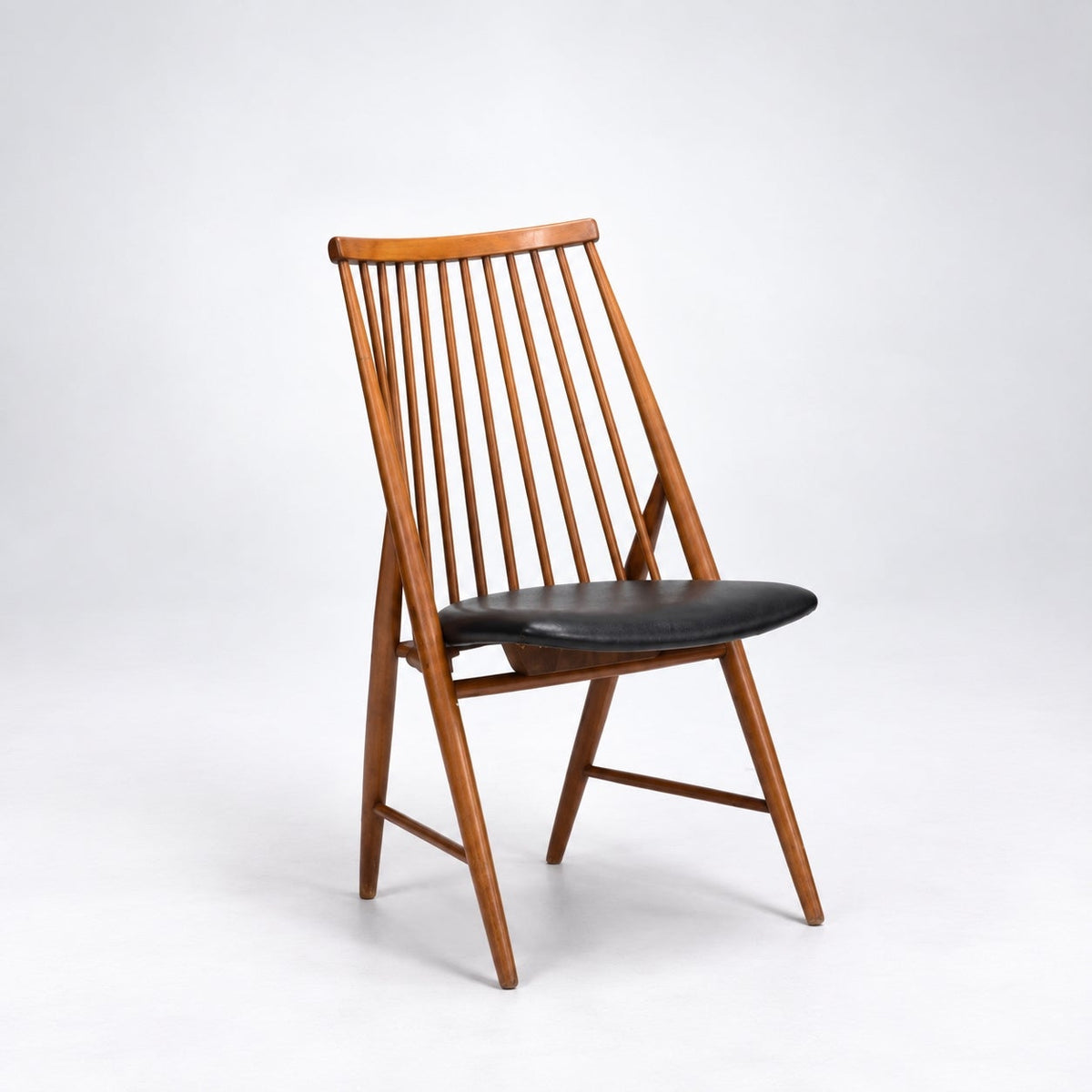 "Flamingo" Spindle Back Chair by Thea Leonard for Nässjö Stolfabrik, c. 1950's - detail 3