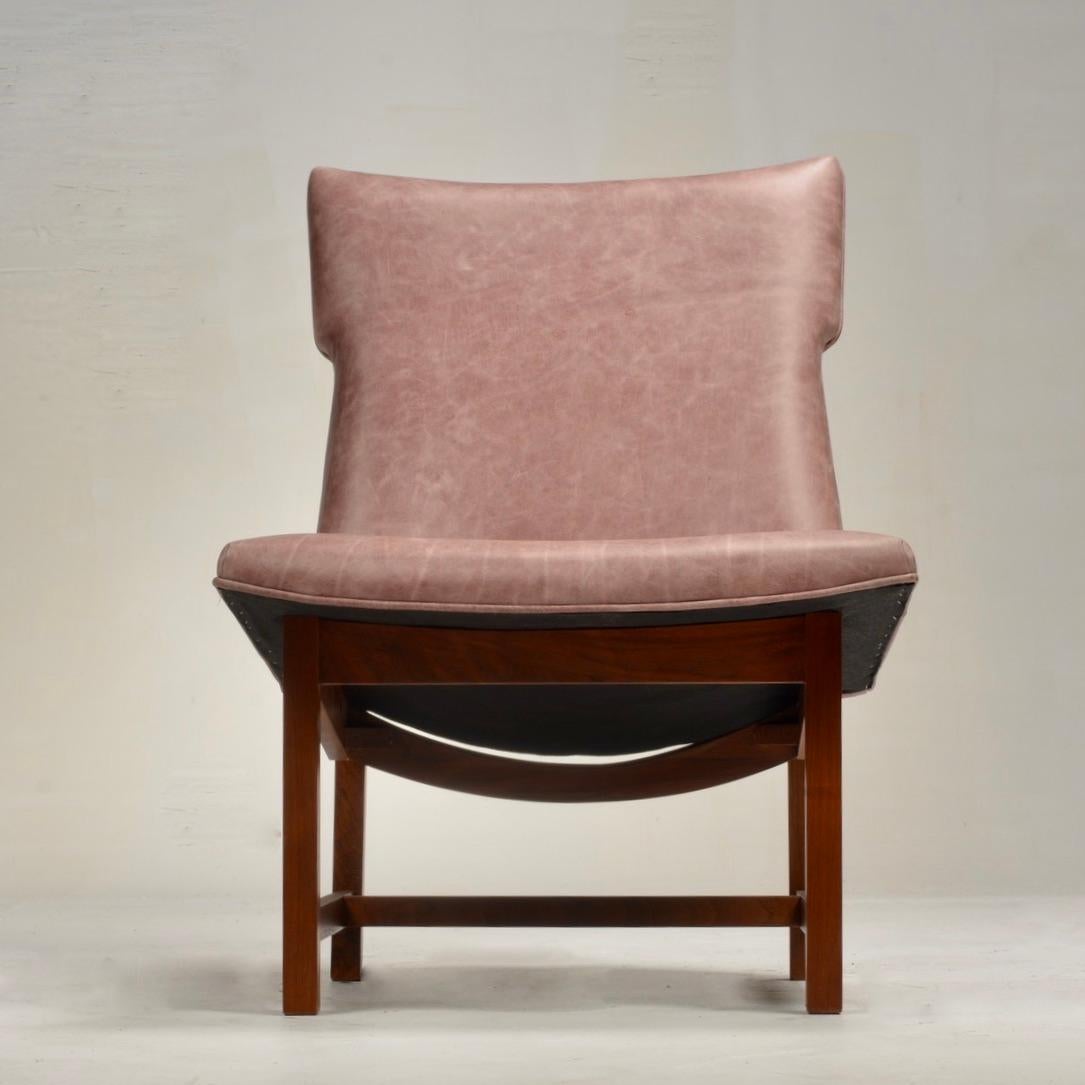 American Modernist leather and walnut lounge chair, circa 1960s - view 9