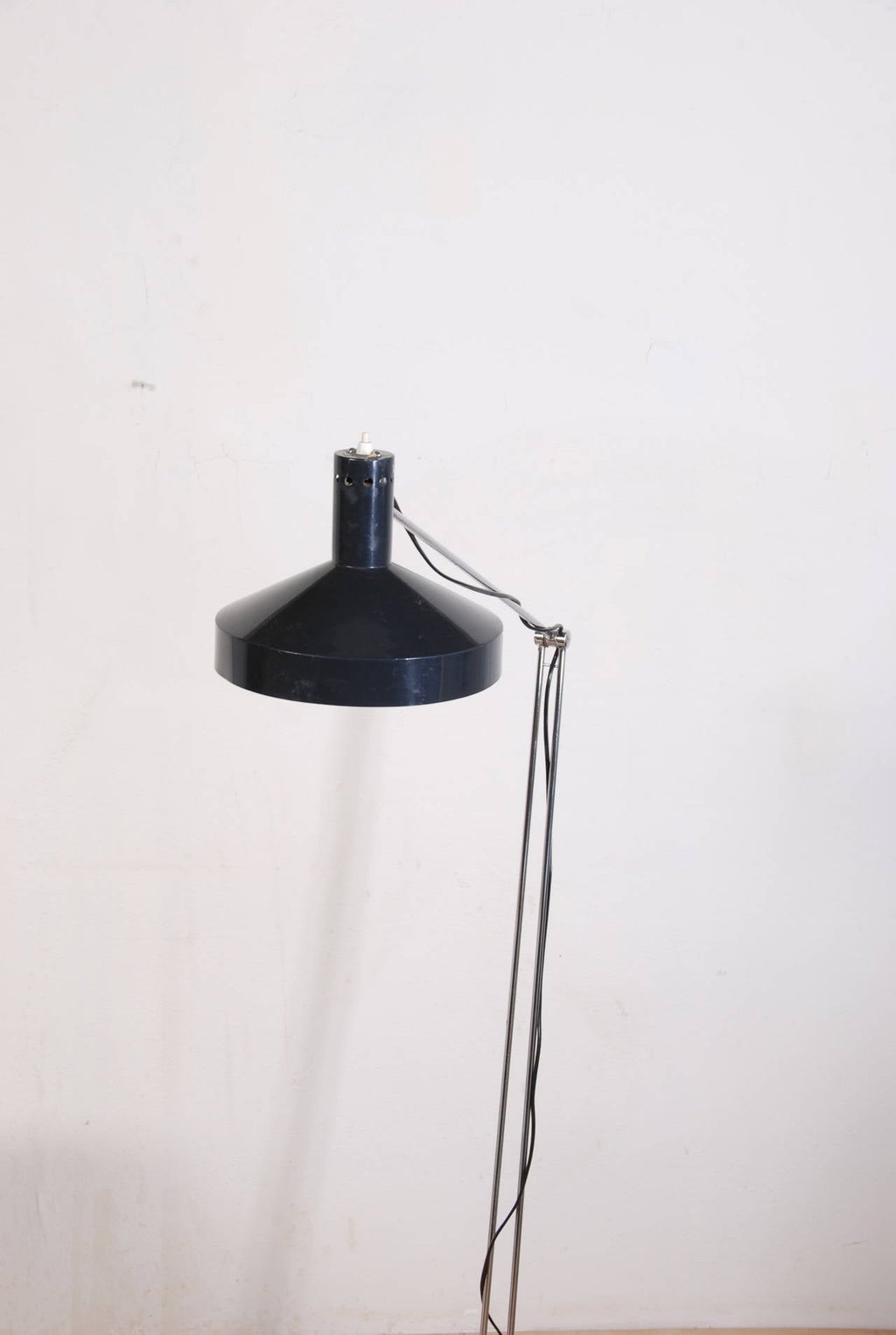 Articulated floor lamp by Rosemarie and Rico Baltensweiler, Switzerland - image 7