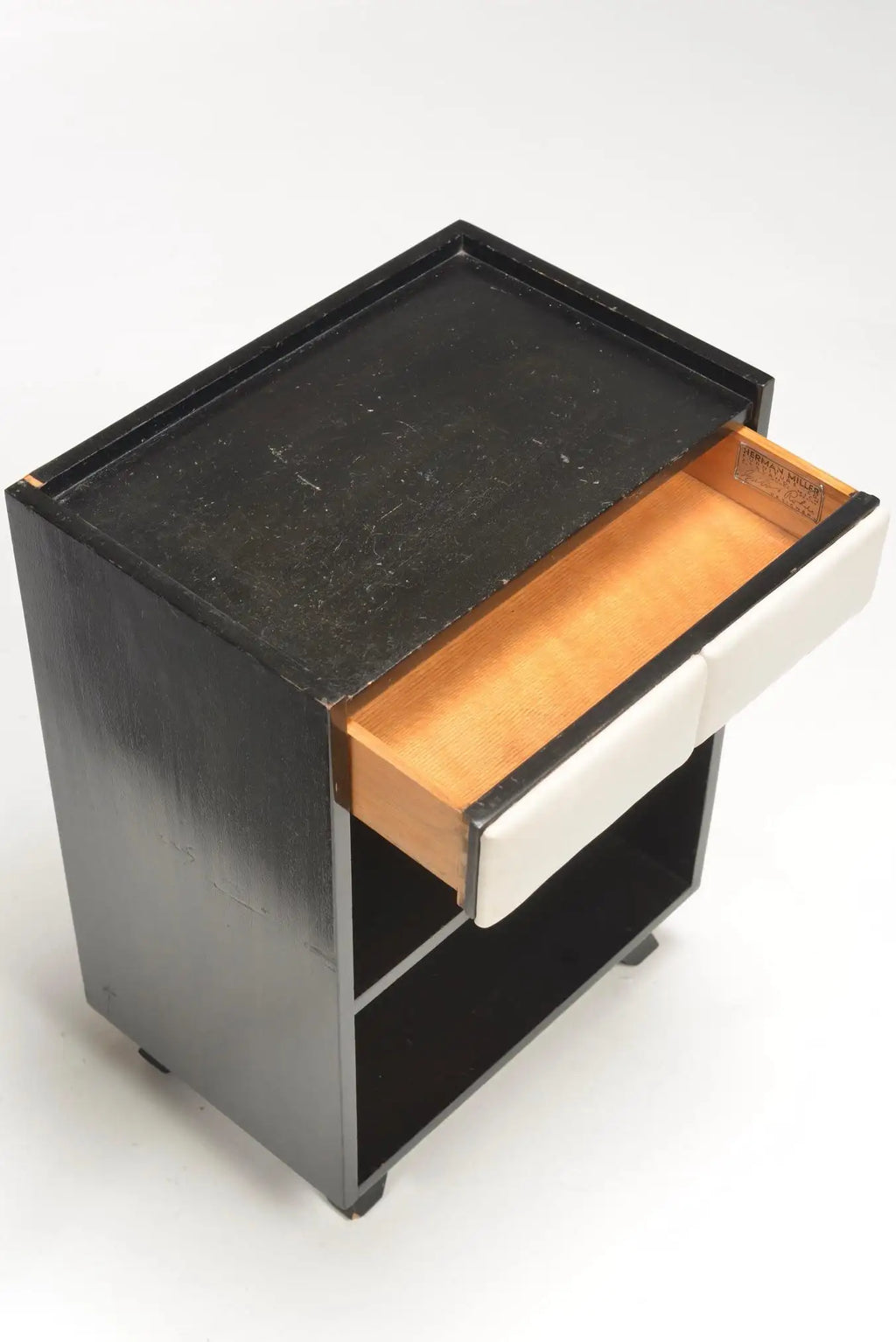 Pair of Nightstands by Gilbert Rohde for Herman Miller
