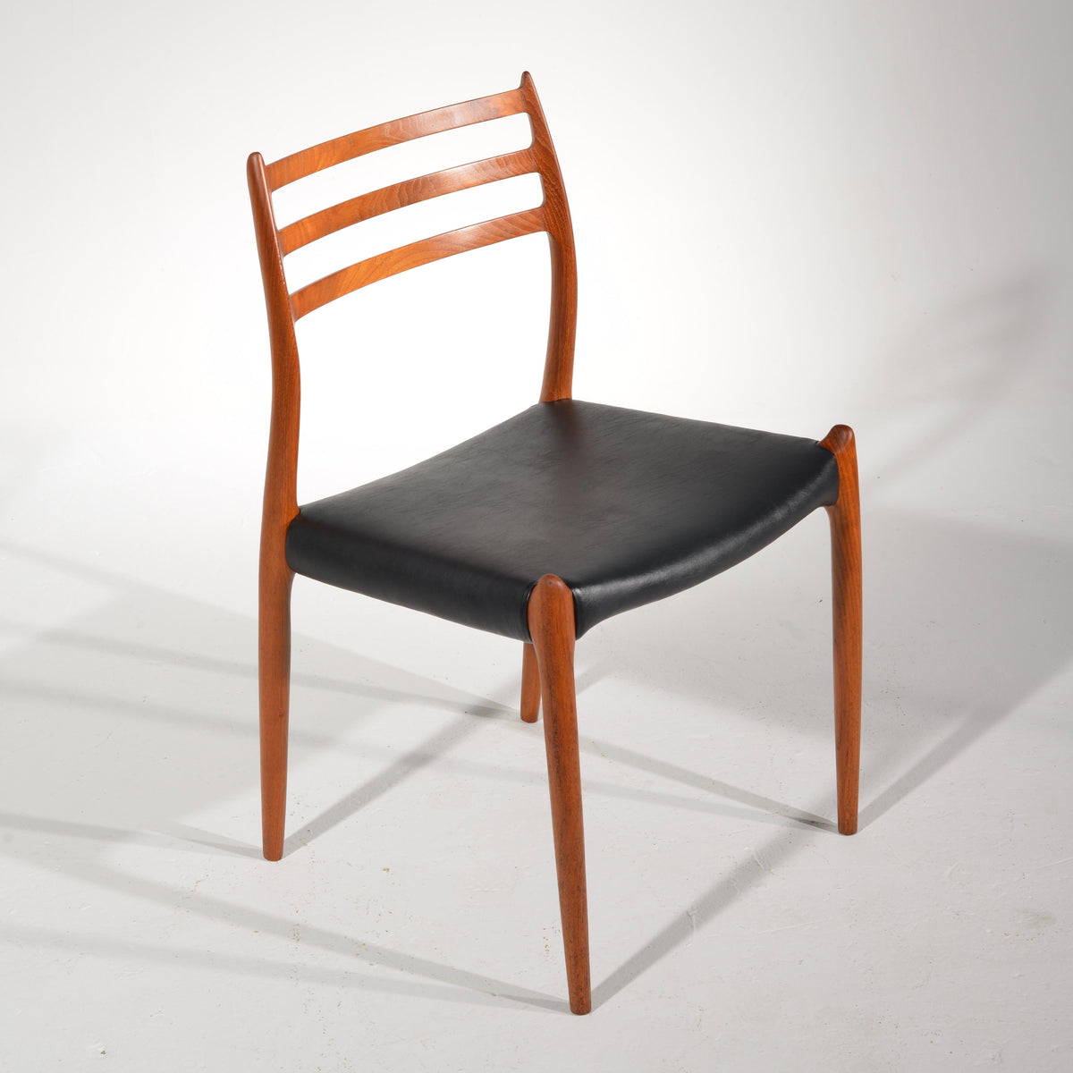 Niels Otto Møller Model 78 teak dining chair detail 4