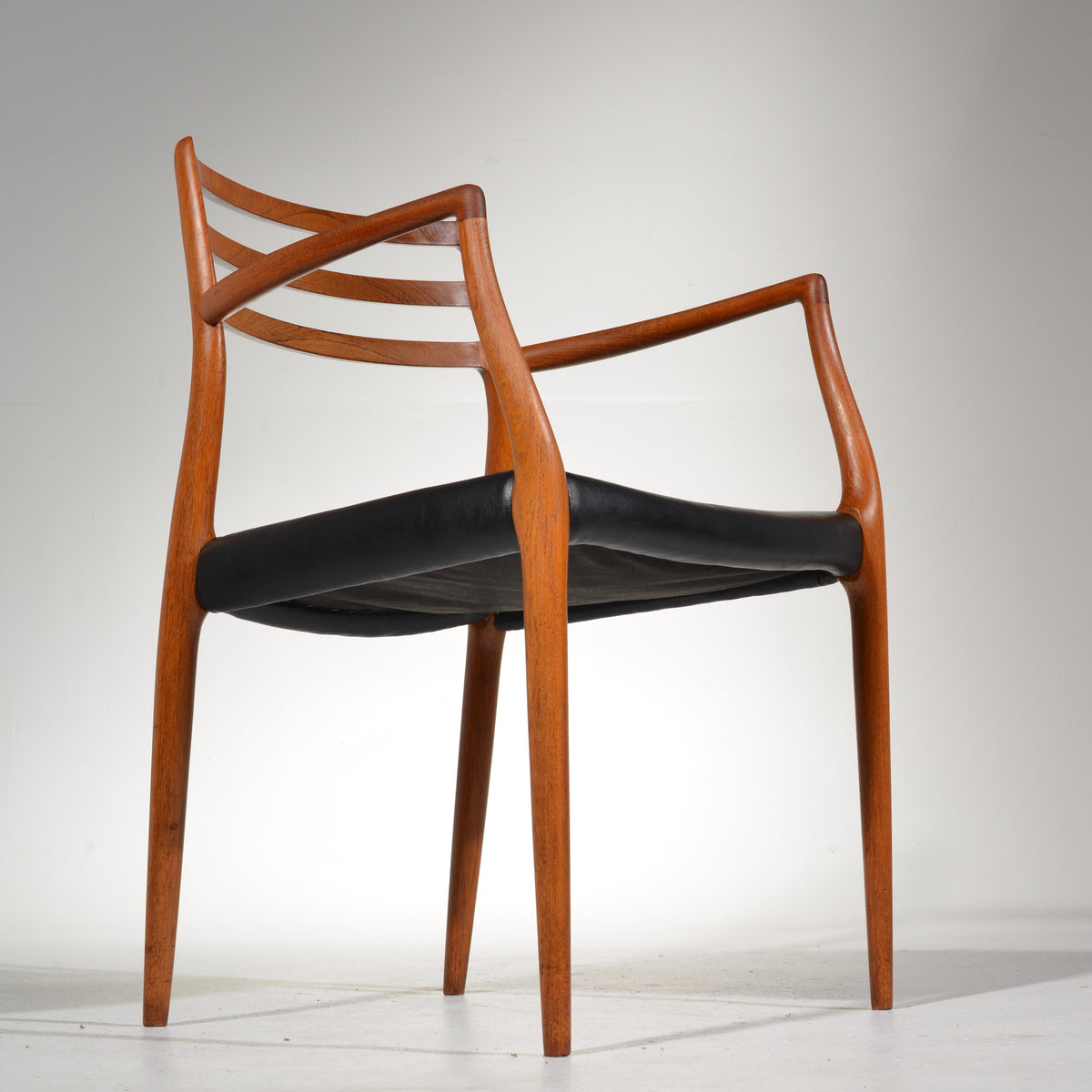 Niels Otto Møller Model 78 teak dining chair detail 10