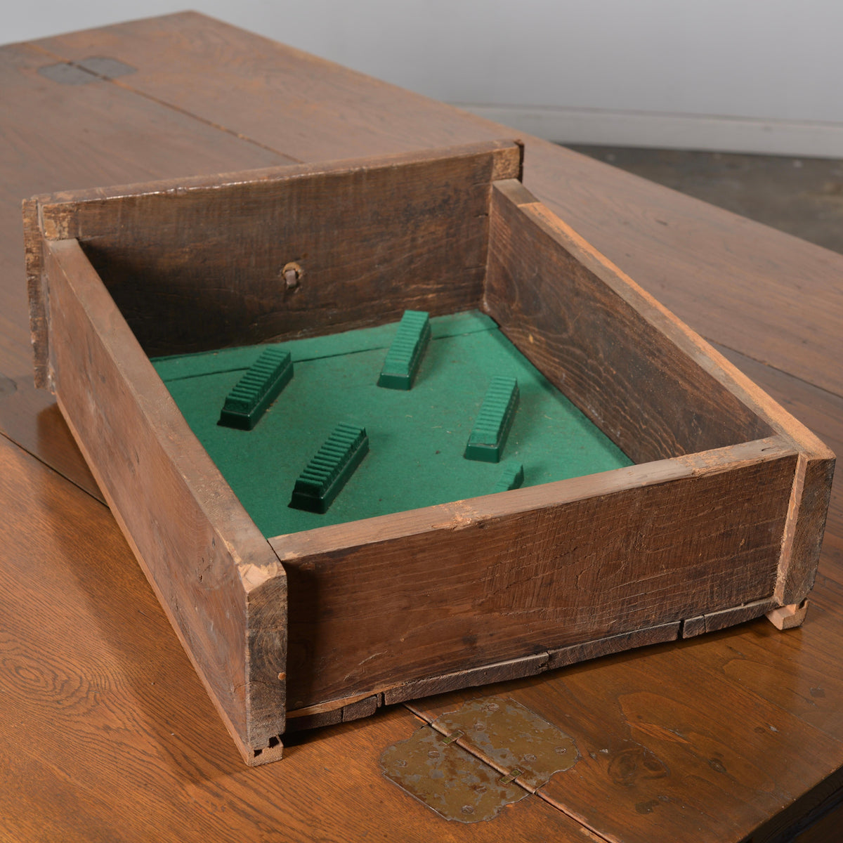 Erik Bolin Swedish walnut folding farm work table detail 14