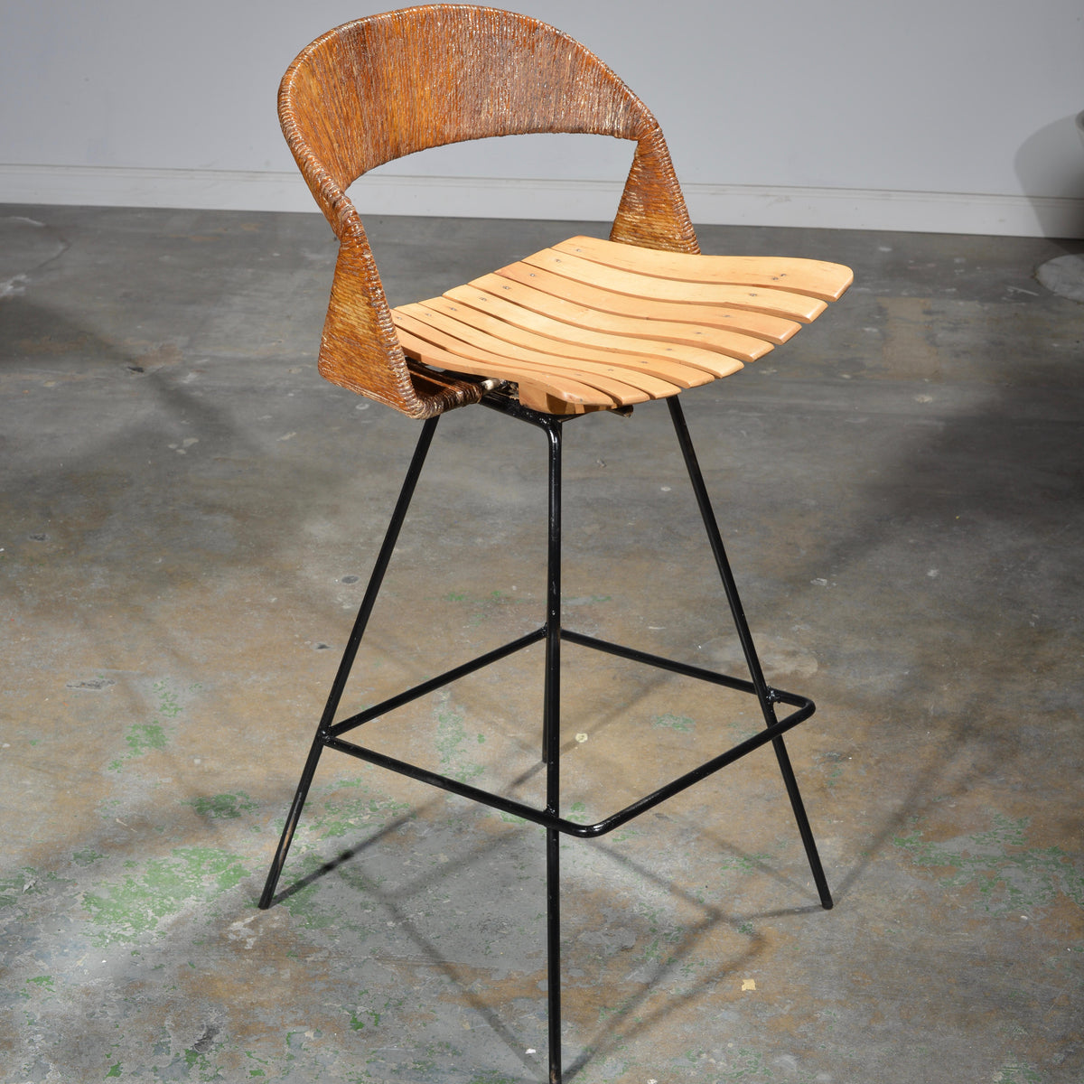 Arthur Umanoff birch jute steel swivel stool detail 2