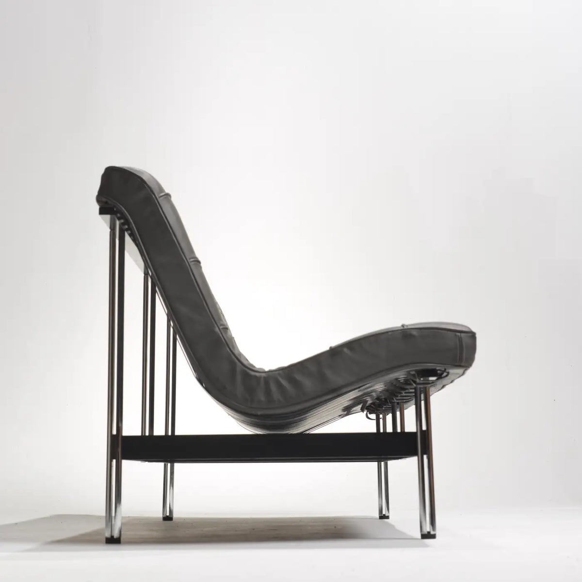 “New York” Charcoal Gray Sofa by Katavolos, Littell & Kelley