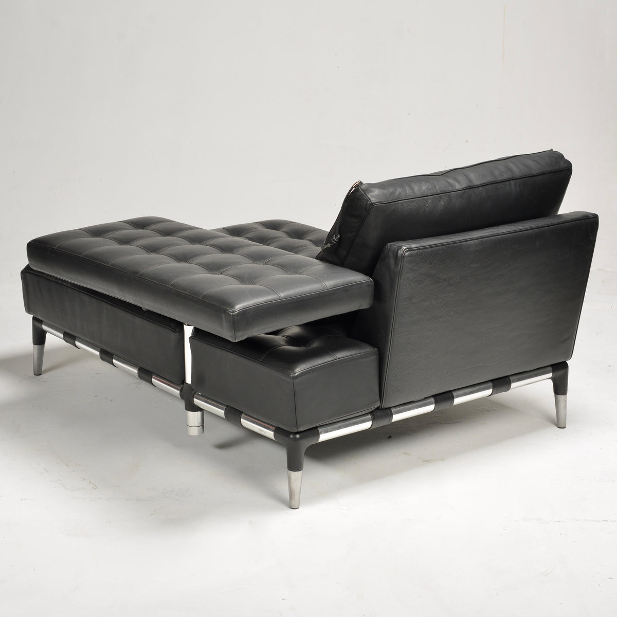 Philippe Starck Privé leather chaise longue for Cassina detail 10