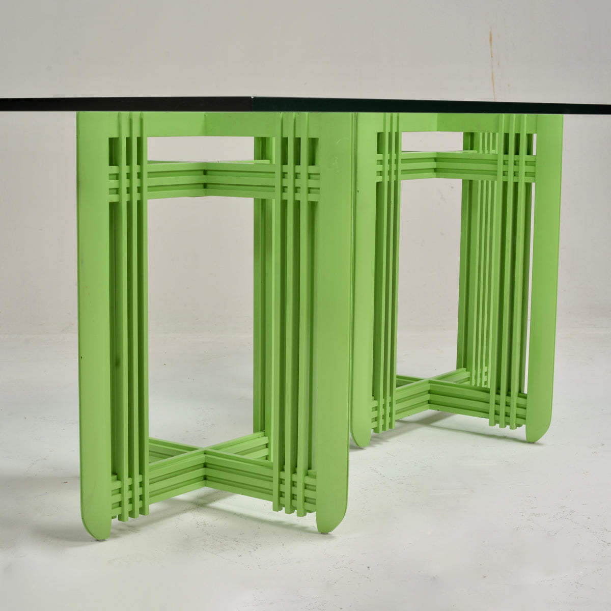 1990s Post-Modern maple and beveled glass dining table detail 8