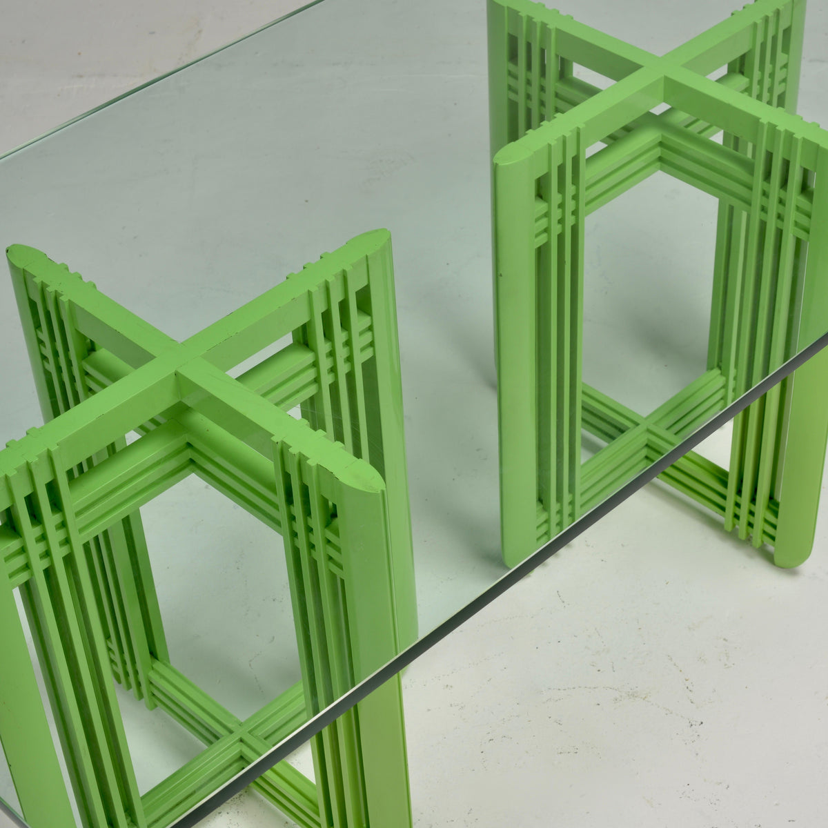 1990s Post-Modern maple and beveled glass dining table detail 6