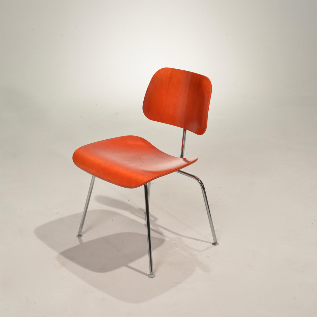 Charles and Ray Eames DCM molded plywood chair for Herman Miller, 1970 - view 11