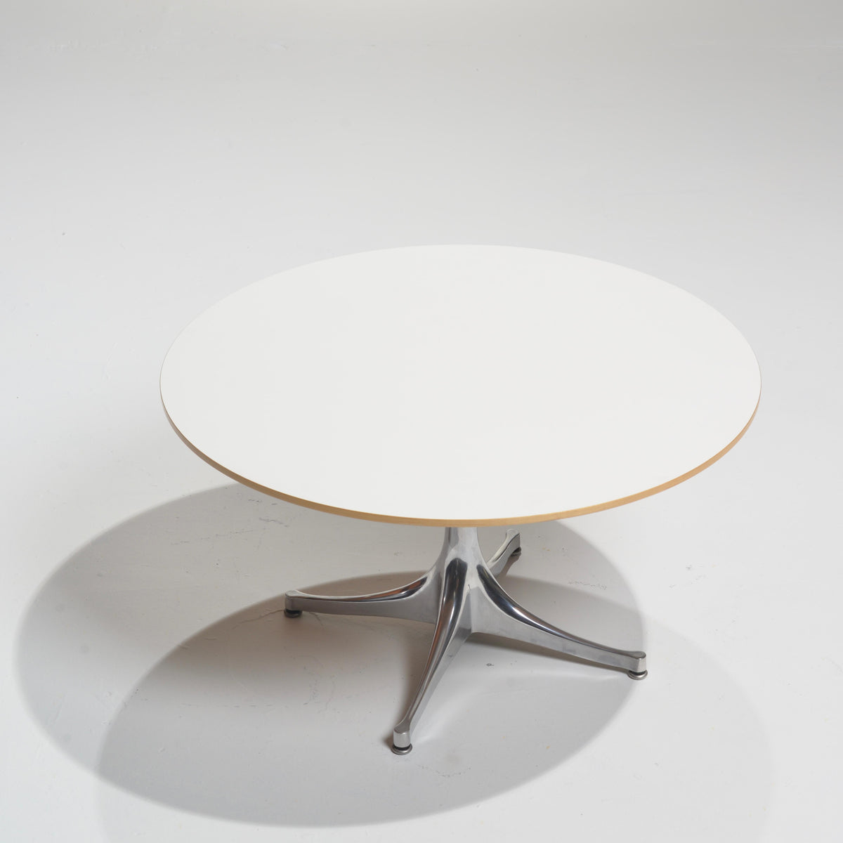 George Nelson Herman Miller white pedestal coffee table detail 5