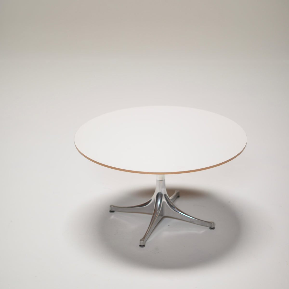 George Nelson Herman Miller white pedestal coffee table detail 6