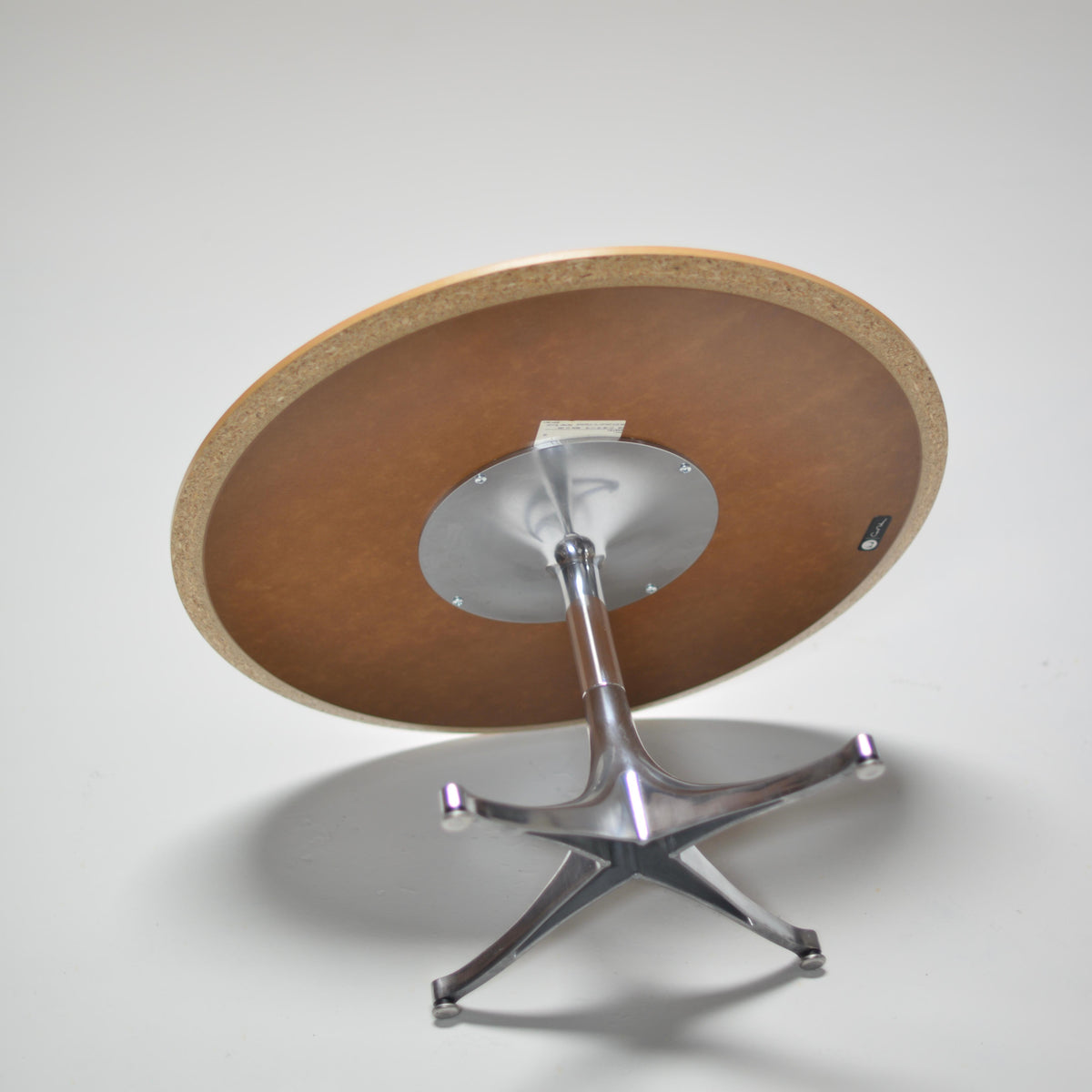George Nelson Herman Miller white pedestal coffee table detail 8