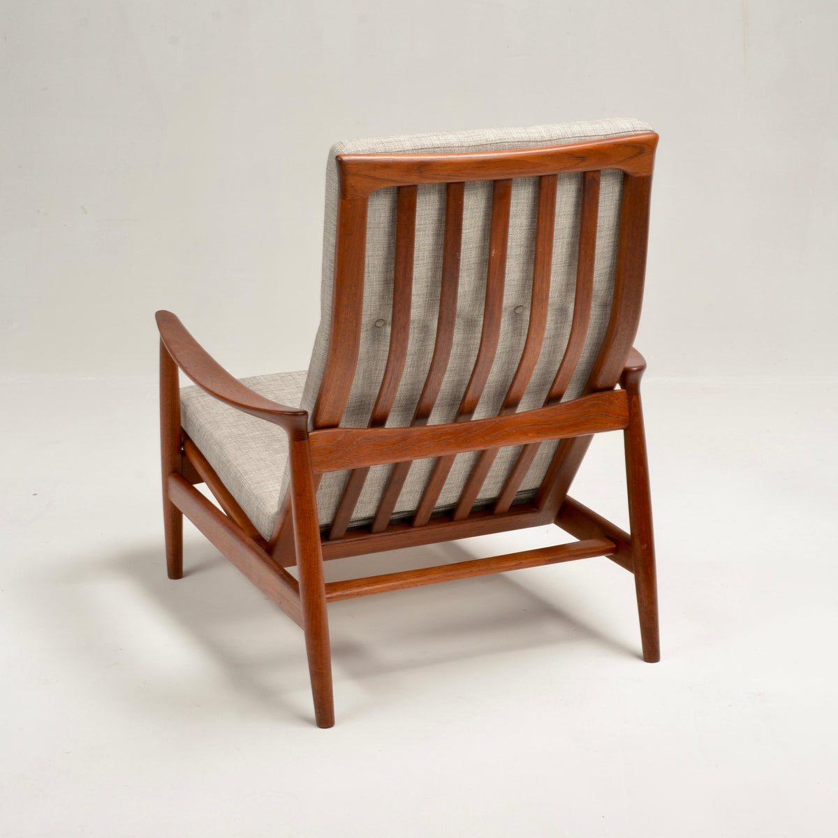 Folke Ohlsson Stanford teak armchair for DUX detail 5