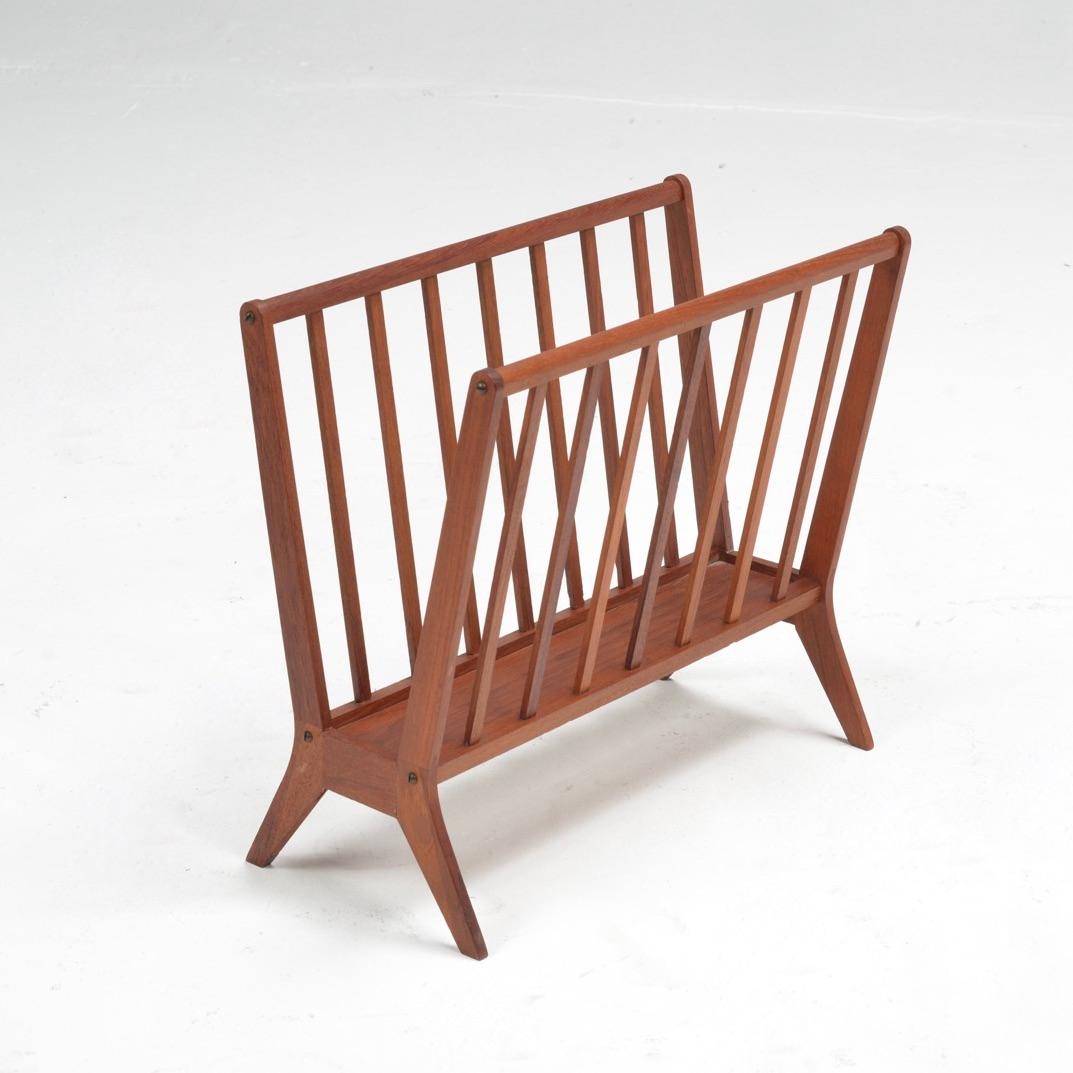 Danish Modern teak magazine rack circa 1960 - image 4