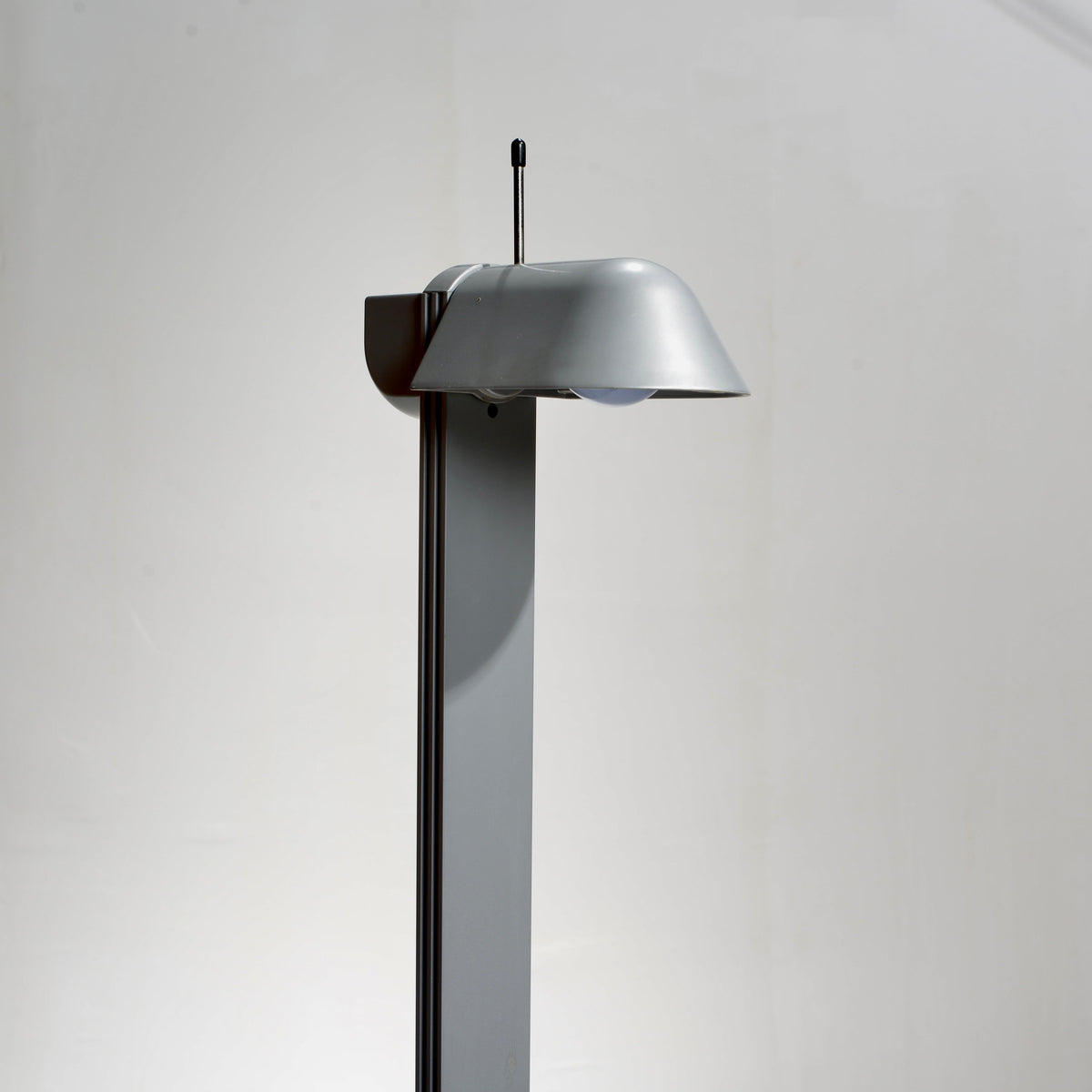 Ron Rezek adjustable metal floor lamp detail 5