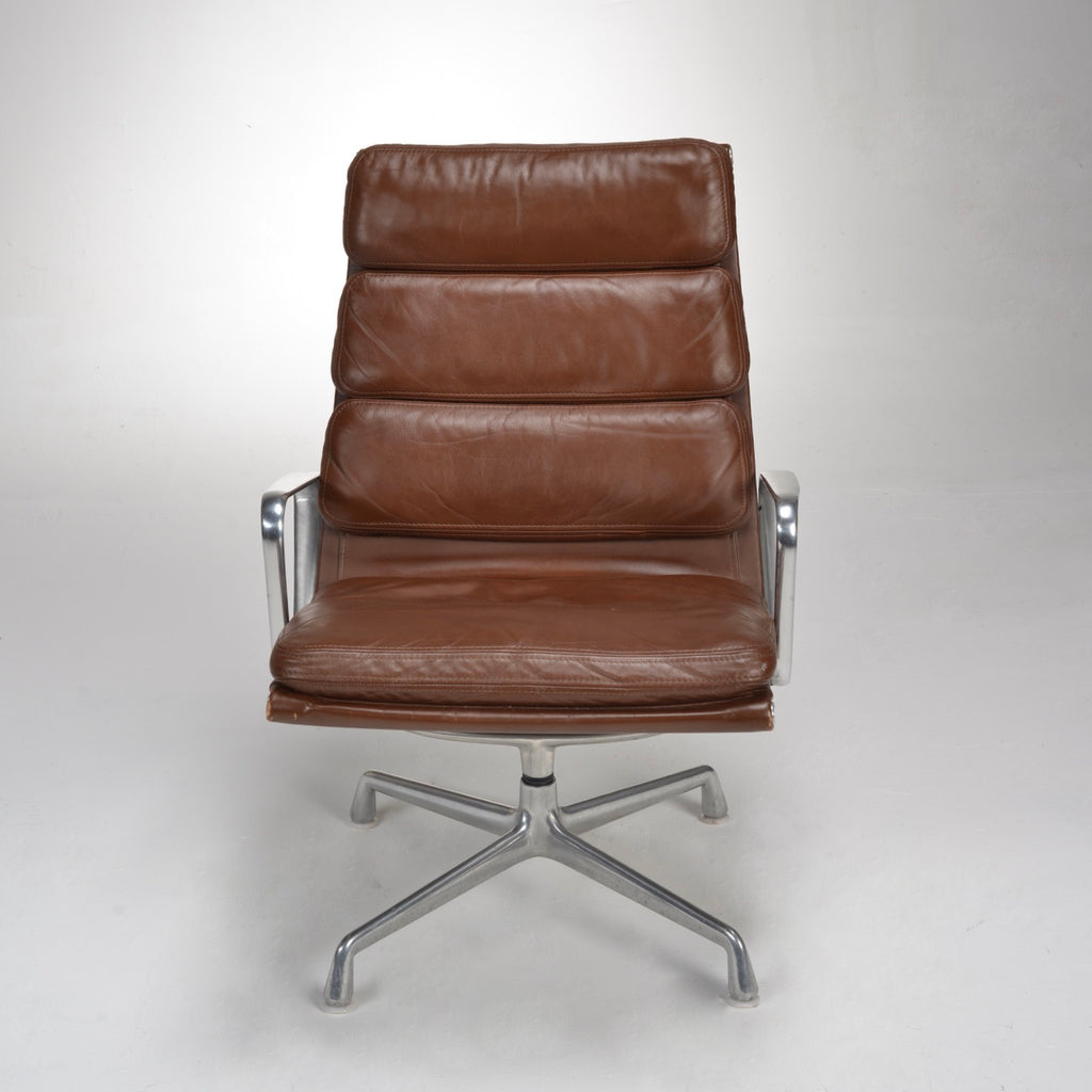 Herman Miller Eames Soft Pad Executive Lounge Chair