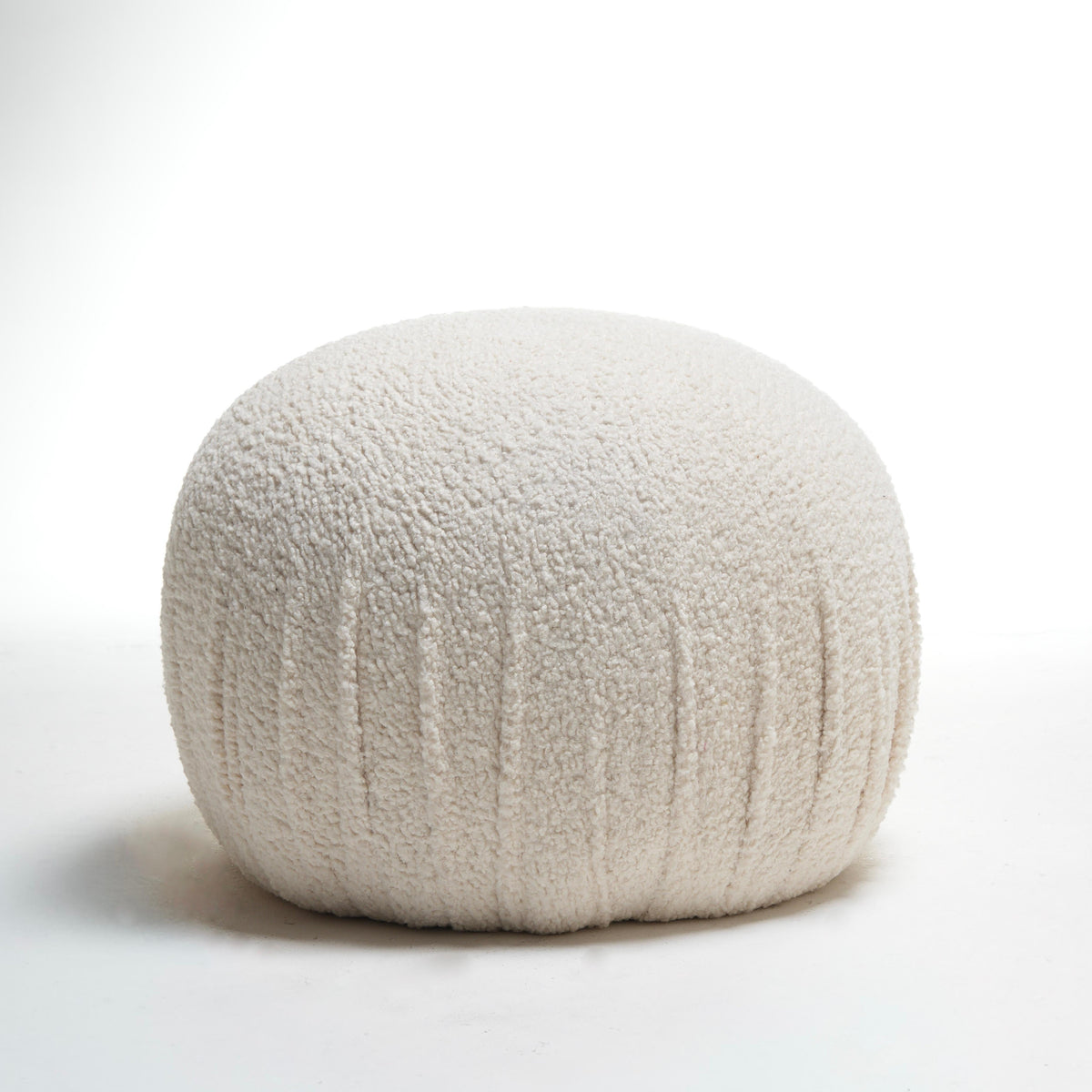 Large sculptural boucle pouf detail 4