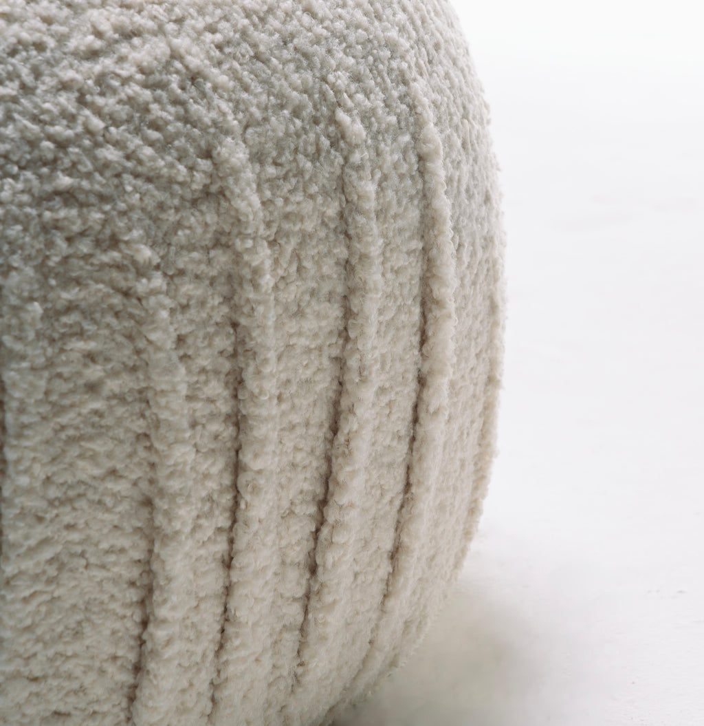Large sculptural boucle pouf detail 5