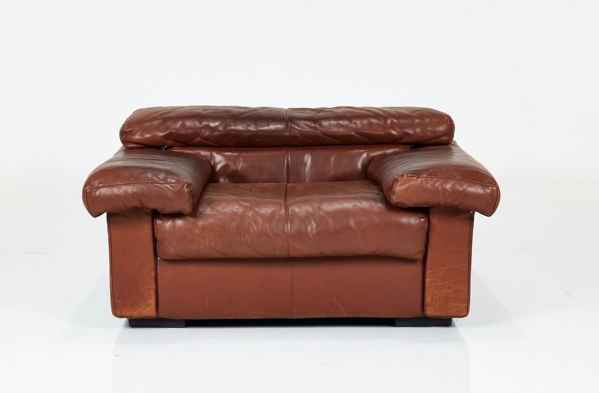 Afra and Tobia Scarpa Erasmo brown leather lounge chair detail 3