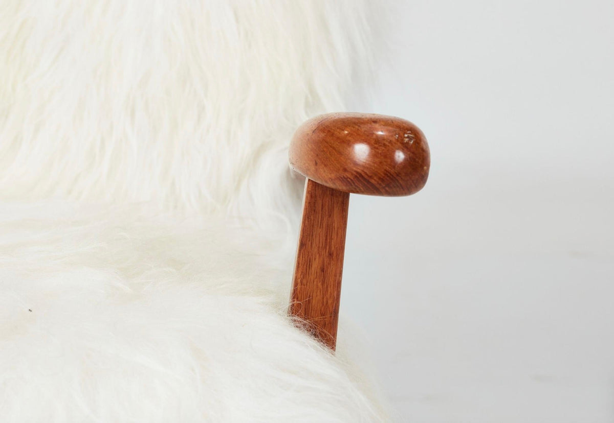 Elias Svedberg 1939 Swedish lounge chair pair detail 12