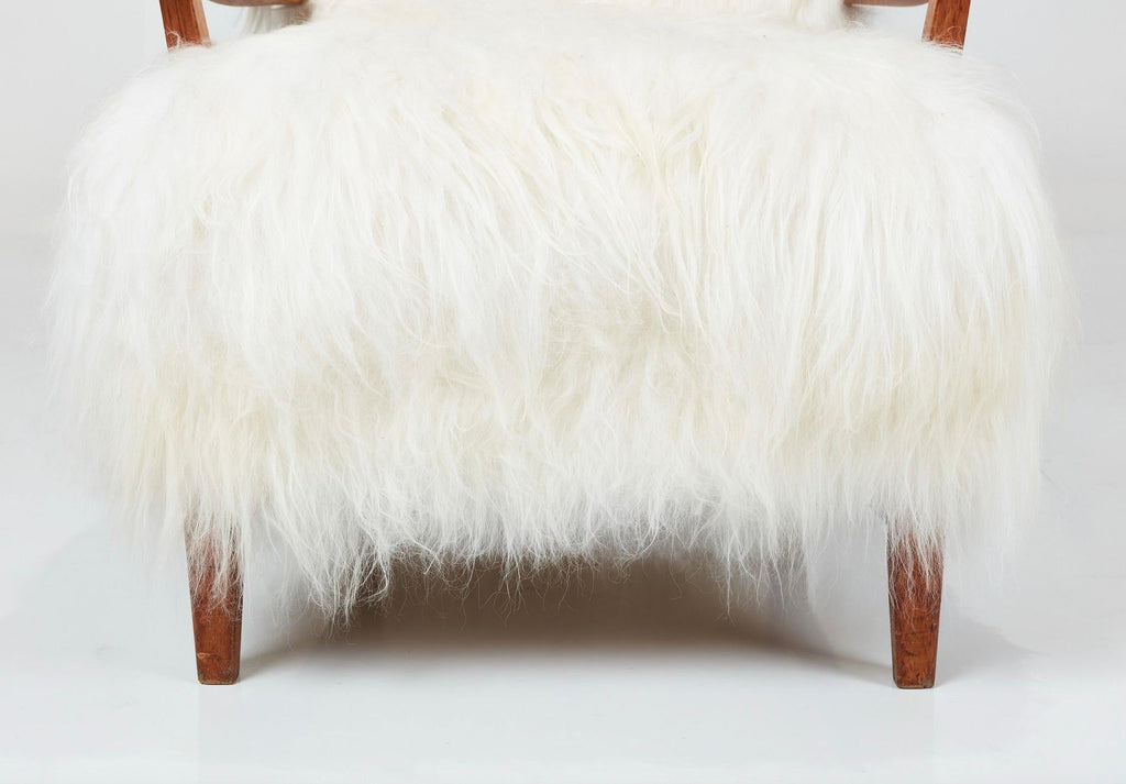 Elias Svedberg 1939 Swedish lounge chair pair detail 9
