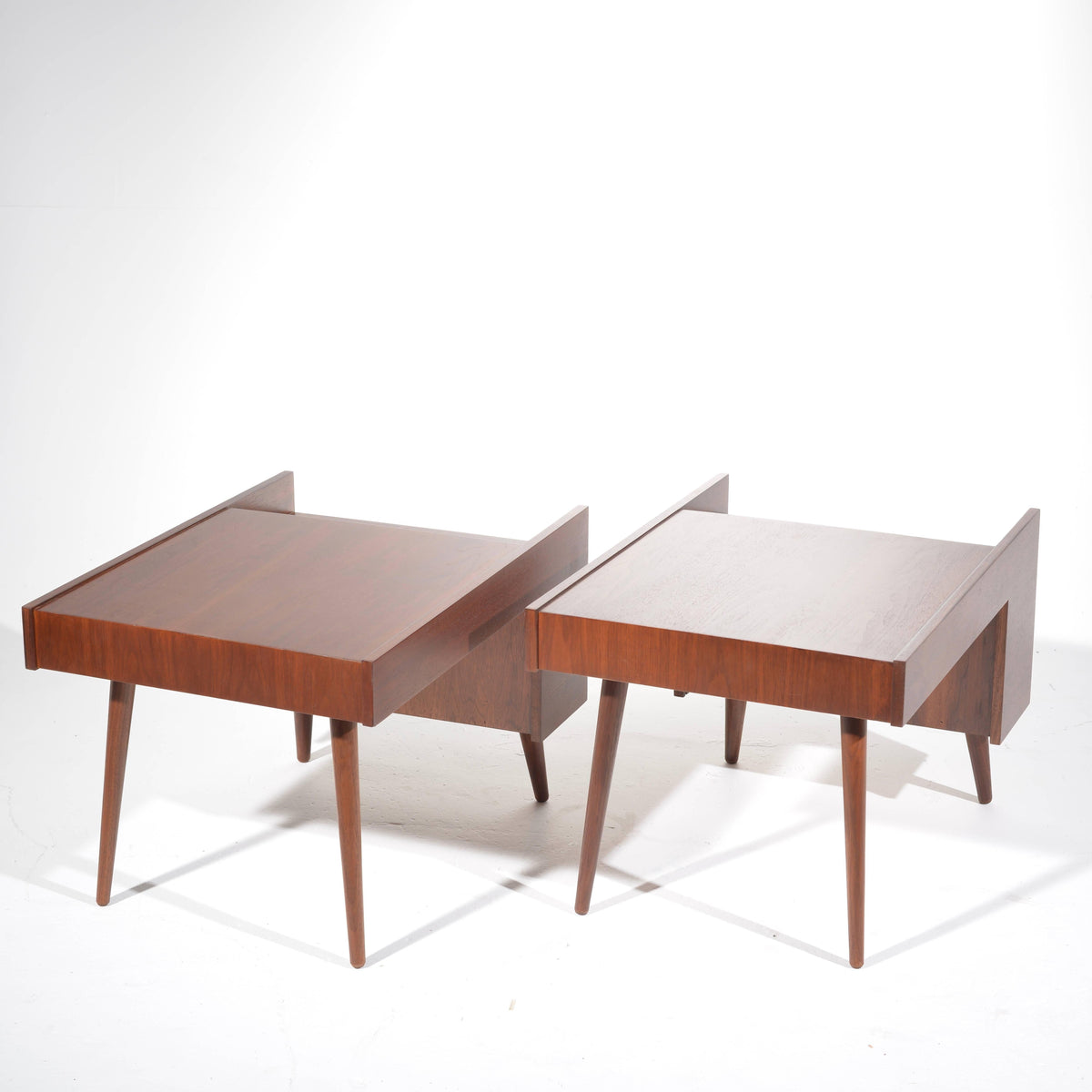 Milo Baughman Glenn of California end table detail 3
