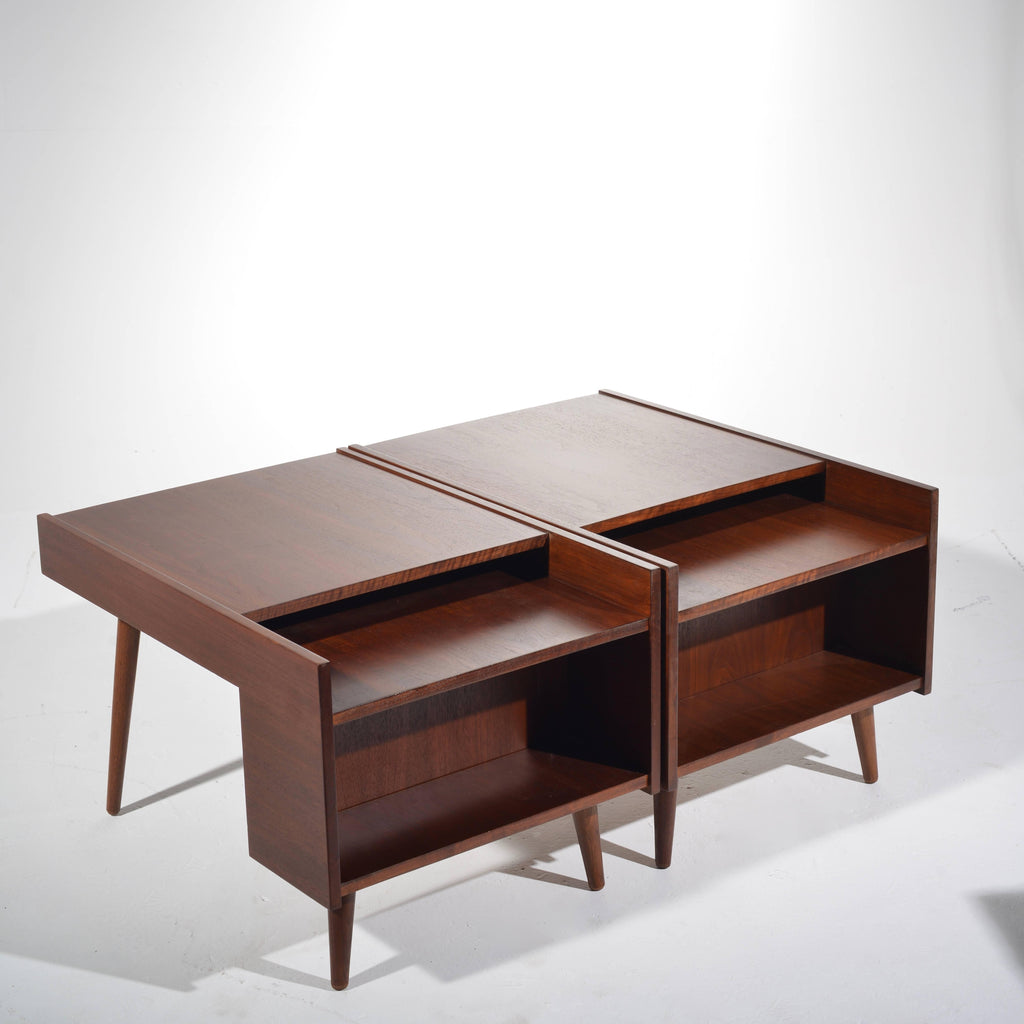 Milo Baughman Glenn of California end table detail 11