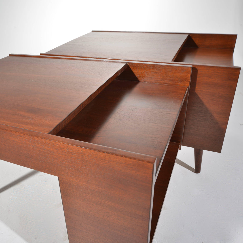Milo Baughman Glenn of California end table detail 17