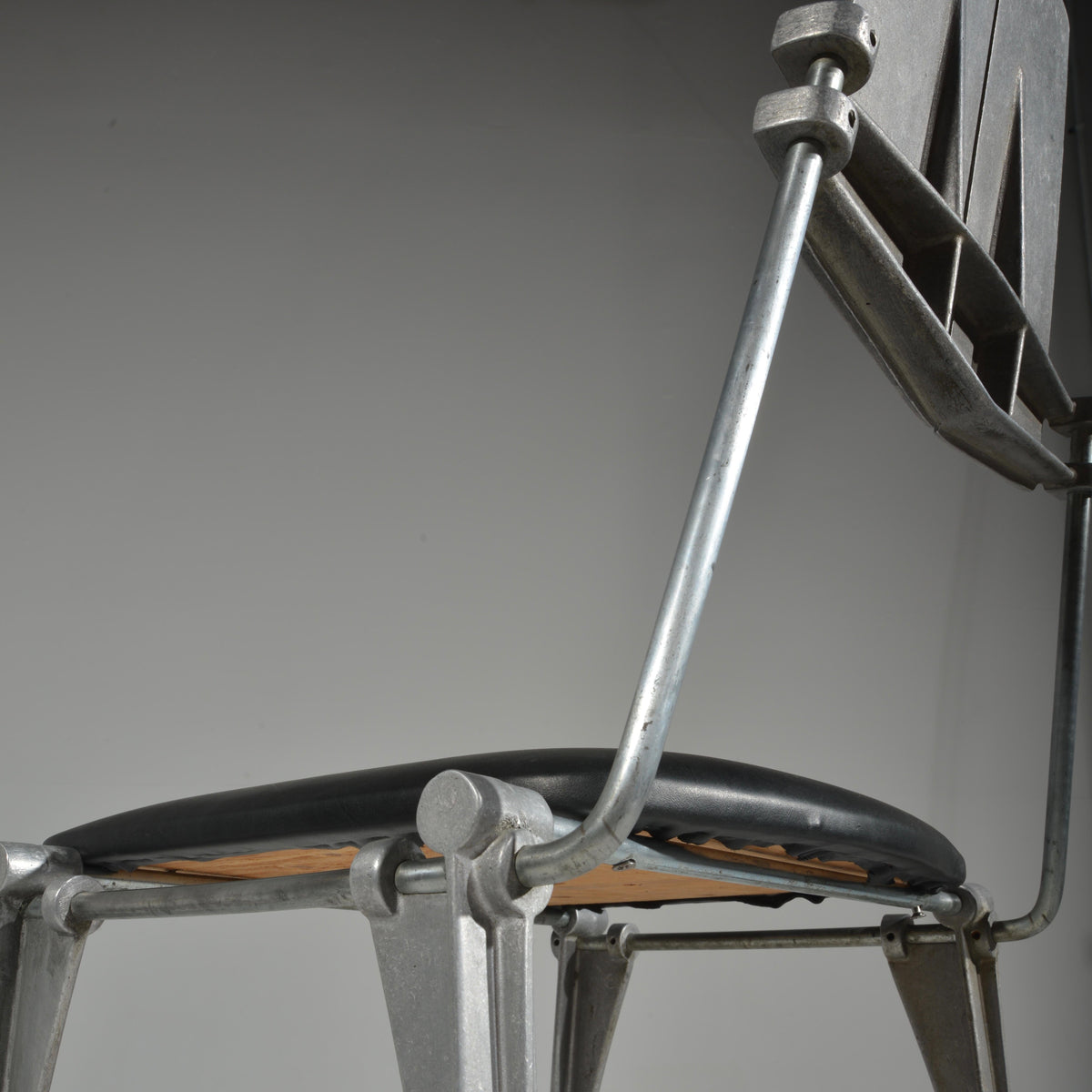 Robert Josten cast aluminum dining chair detail 7