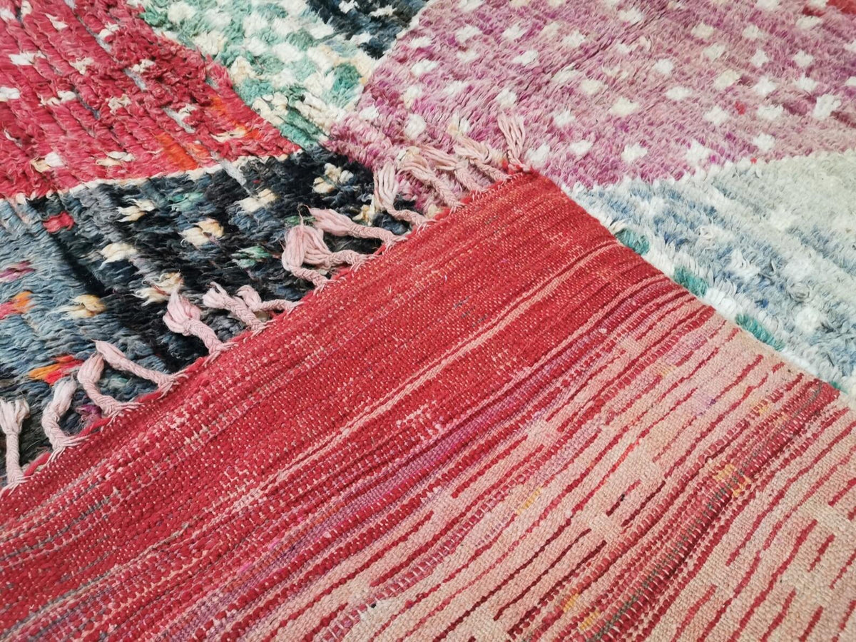 Vintage Moroccan Beniourain geometric dotted wool rug detail 8