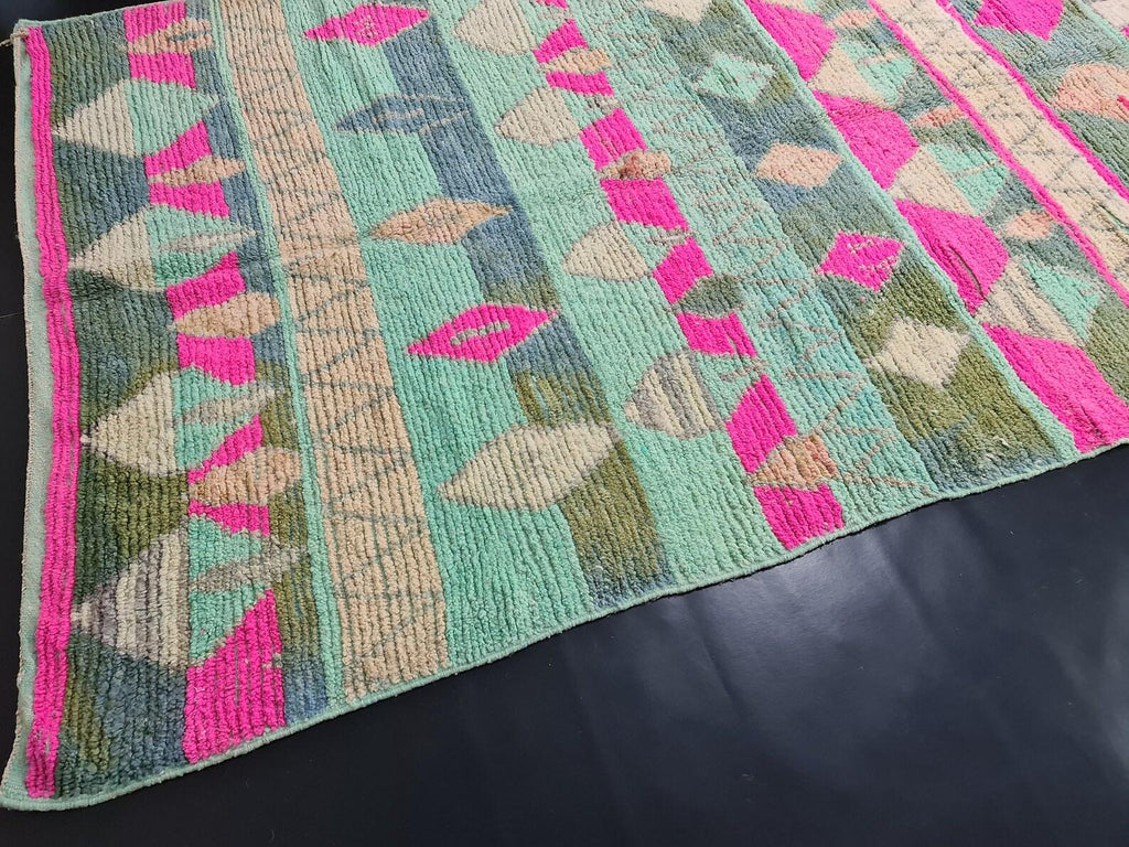 Moroccan Boujaad green geometric wool rug detail 4