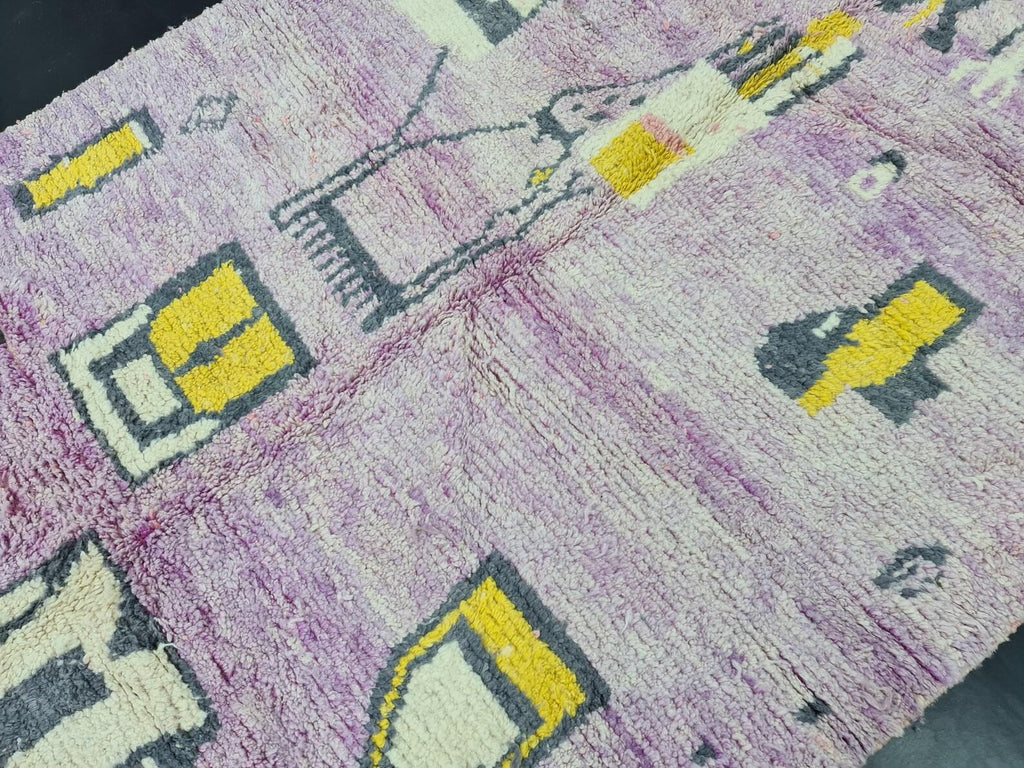 Moroccan Boujaad soft purple geometric wool rug detail 6