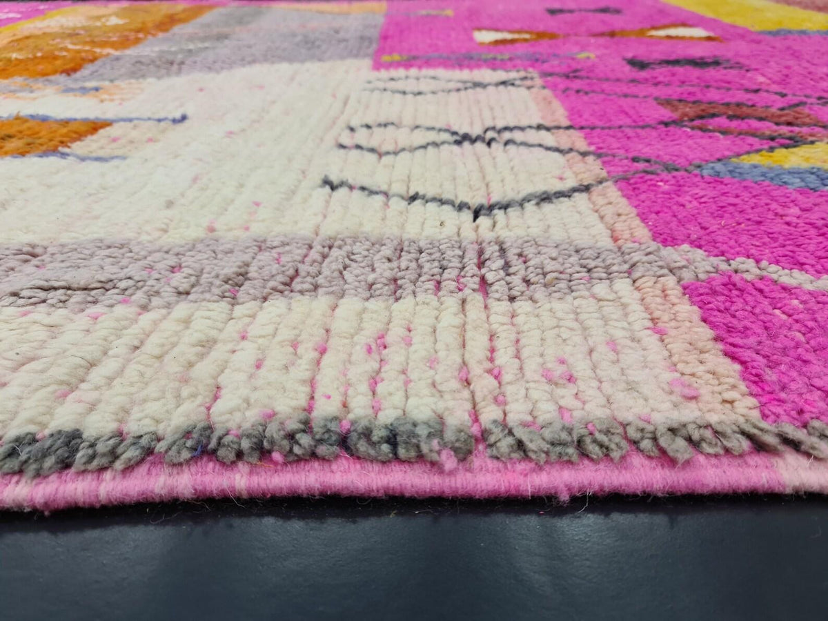 Moroccan Boujaad pink geometric wool rug detail 7