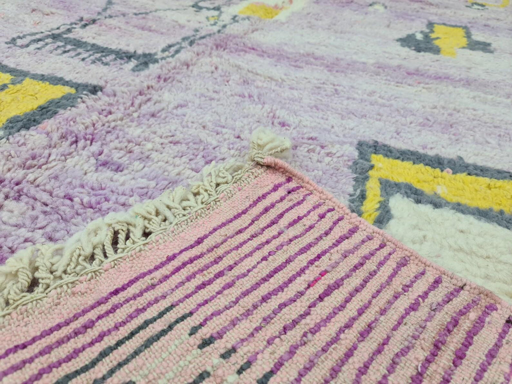Moroccan Boujaad soft purple geometric wool rug detail 3