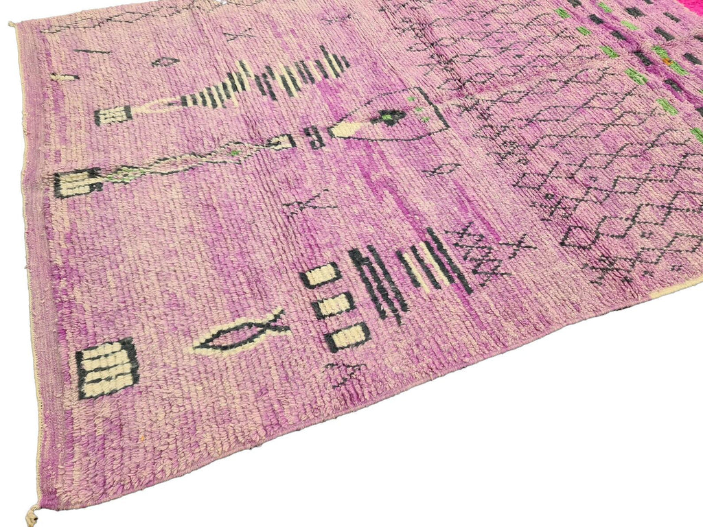 Moroccan Boujaad red purple and black geometric wool rug detail 10