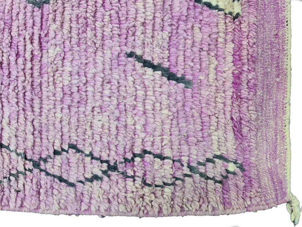 Moroccan Boujaad red purple and black geometric wool rug detail 9