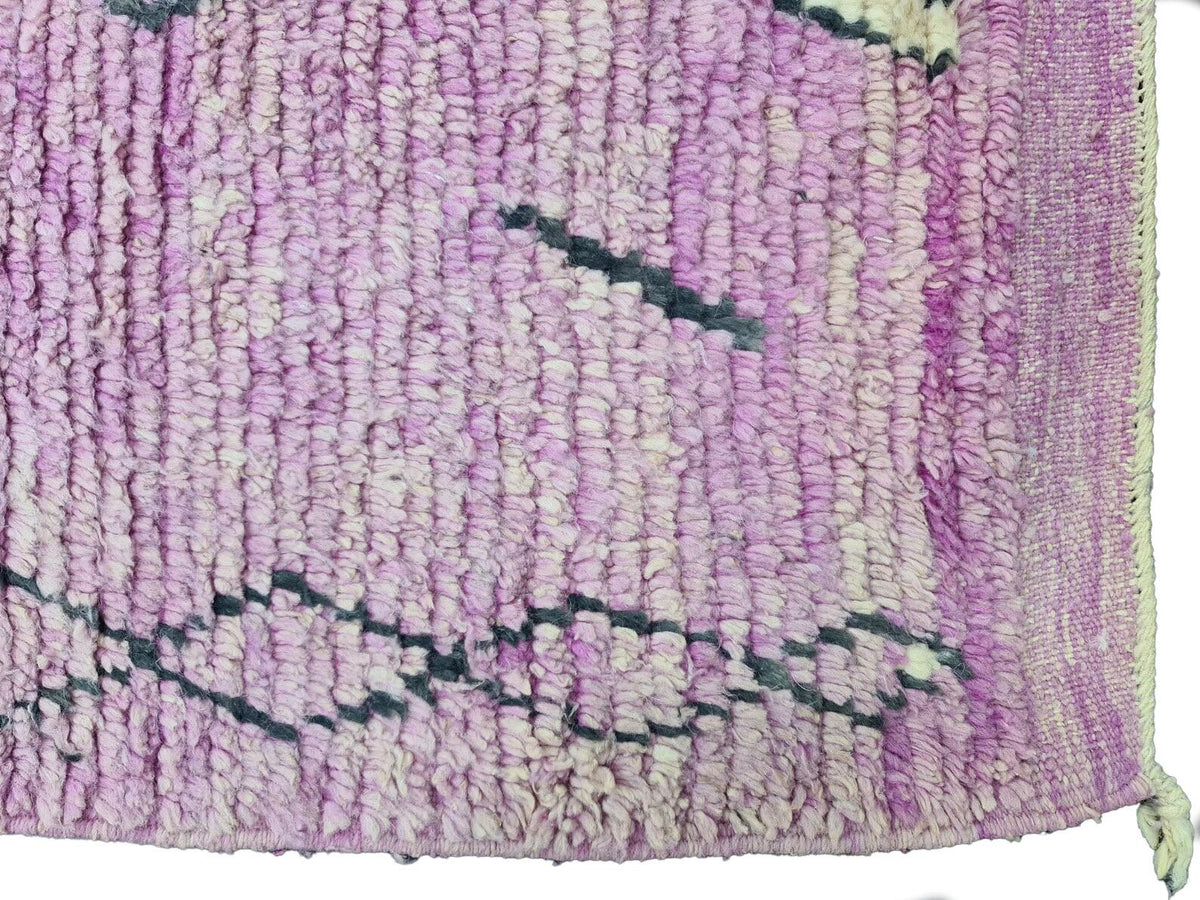 Moroccan Boujaad red purple and black geometric wool rug detail 9