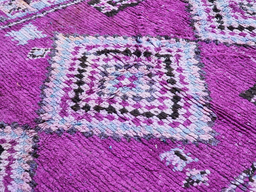 Moroccan Boujaad purple geometric wool rug detail 5